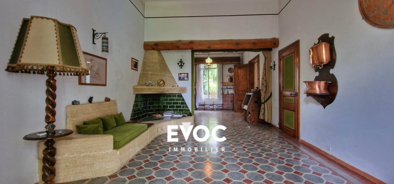 Photo 16 — Maison de maître XIXᵉ à vendre à Montbazin – 185 m², chai, piscine, jardin et dépendances