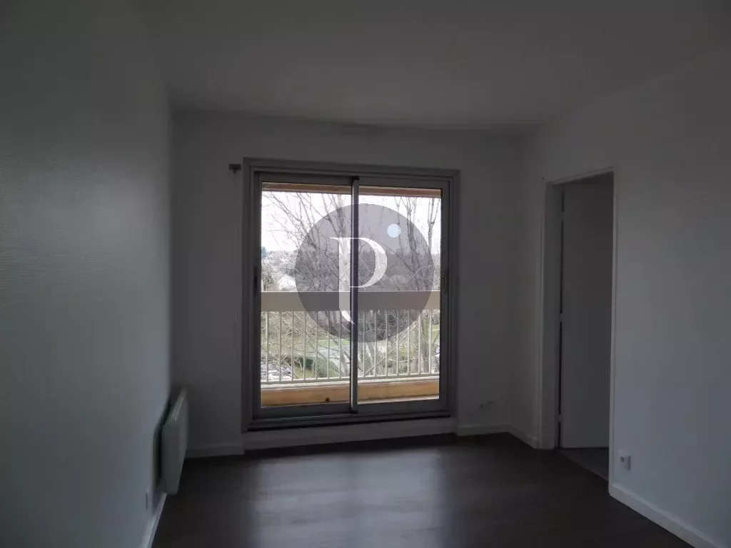 location-appartement-3-pieces-verrieres-le-buisson-83870359
