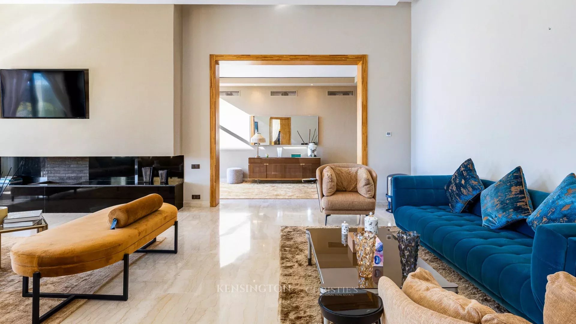5 Bedroom Villa/Townhouse's Image 11