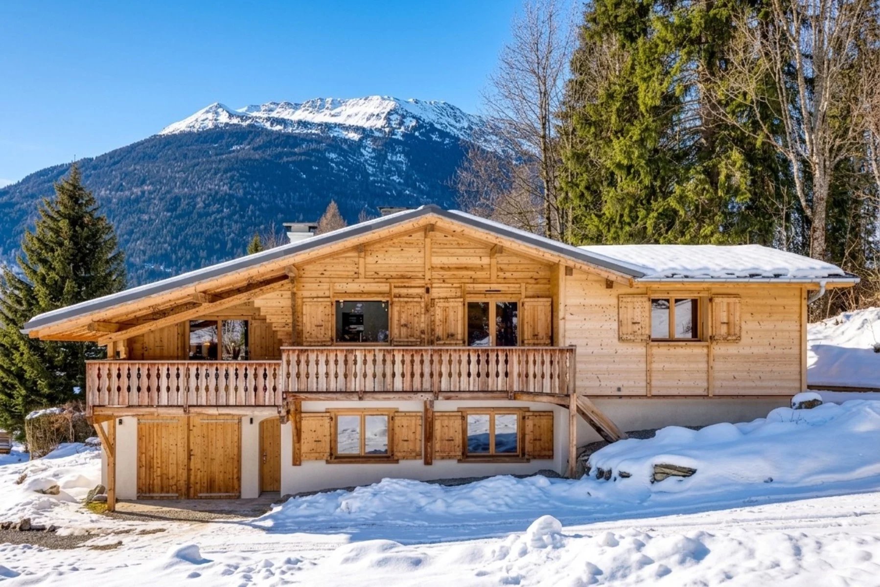 Photo of LES HOUCHES - Newly renovated 4-bedroom chalet