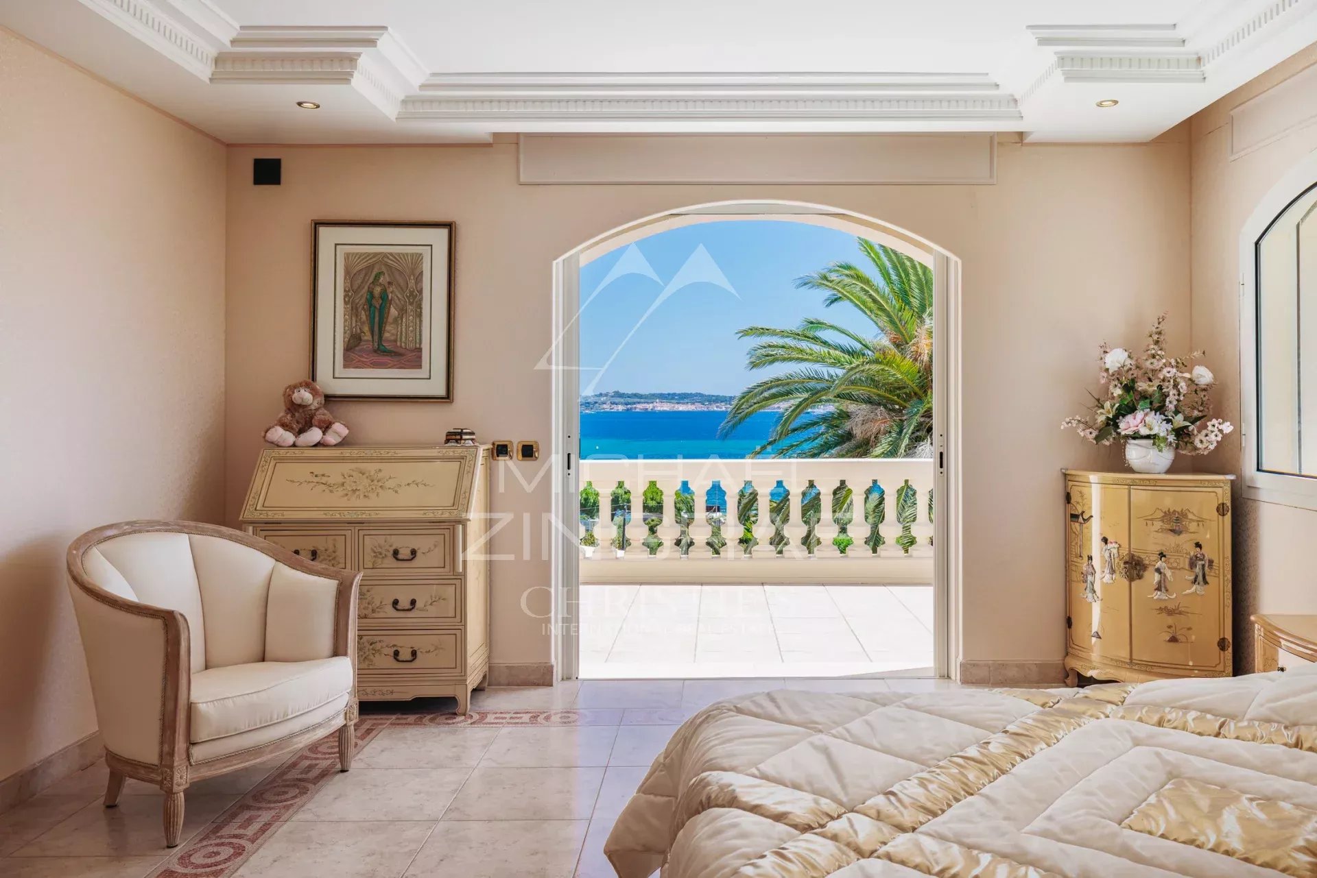 5 Bedroom Villa/Townhouse's Image 6