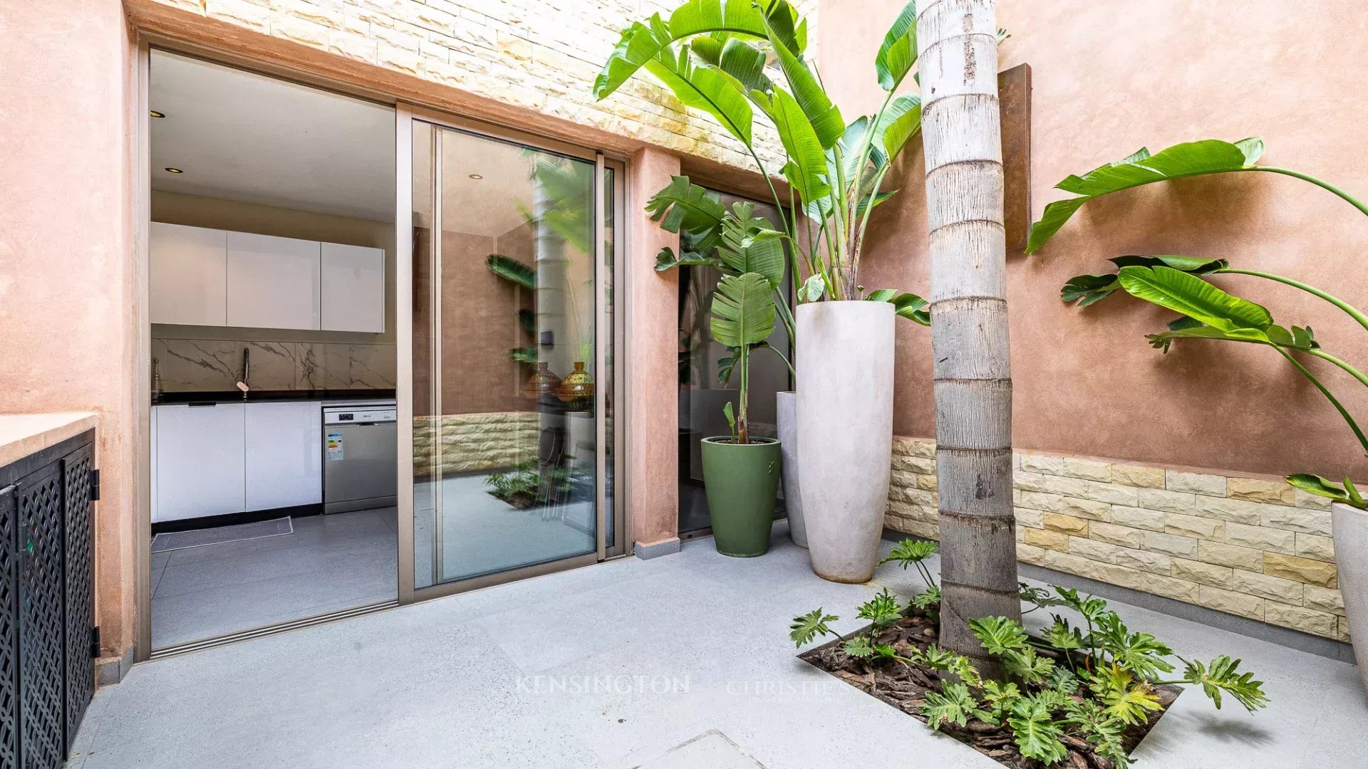 5 Bedroom Villa/Townhouse's Image 56