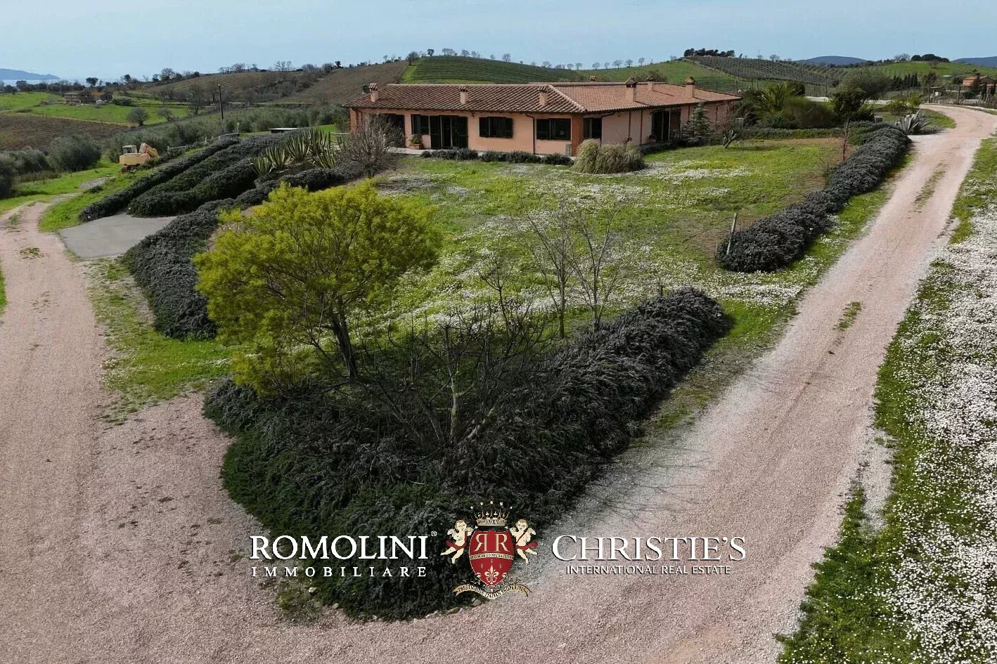 3 Bedroom Vineyard's Image 4