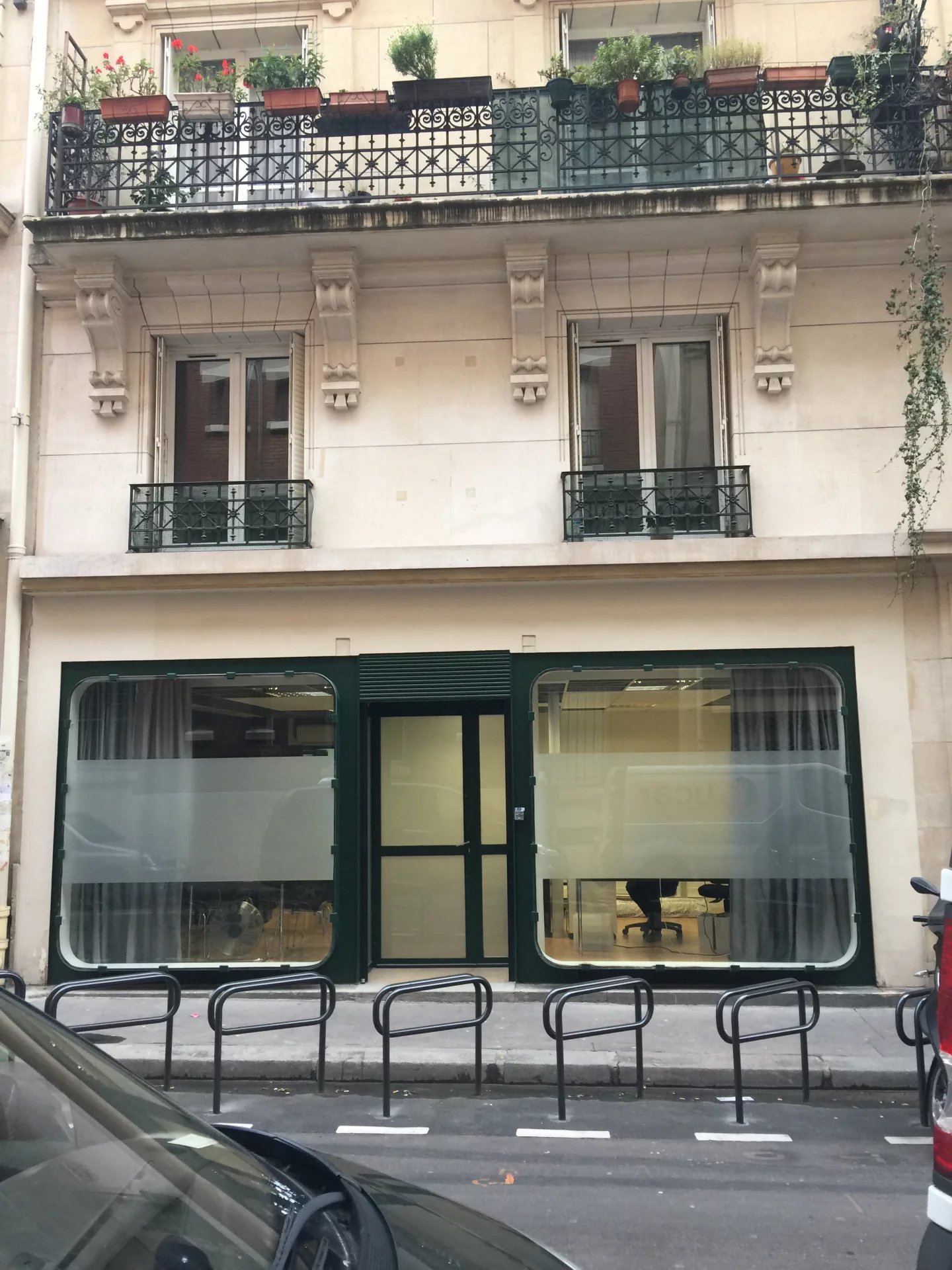Location Local commercial Paris 10ème