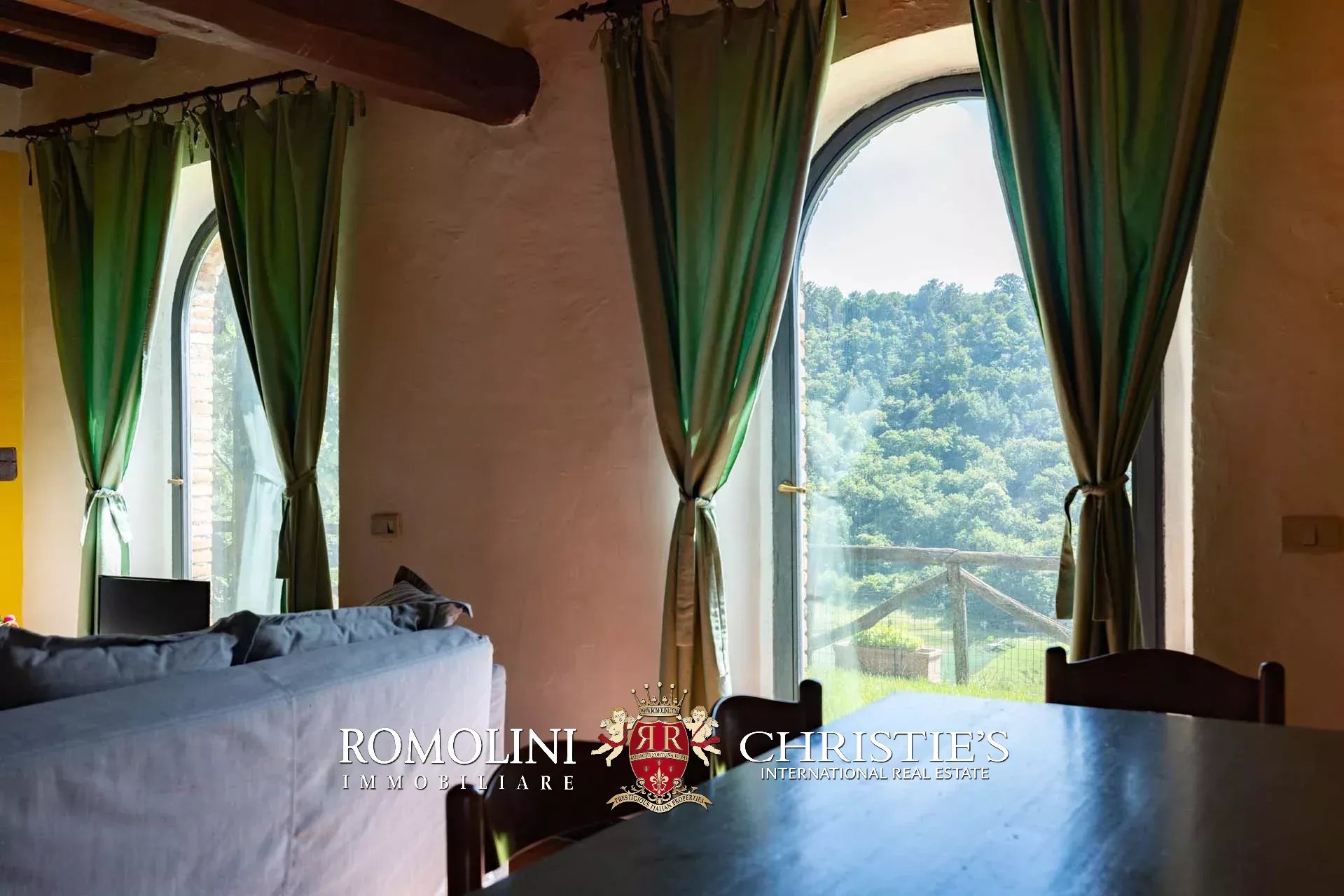 20 Bedroom Villa/Townhouse's Image 28