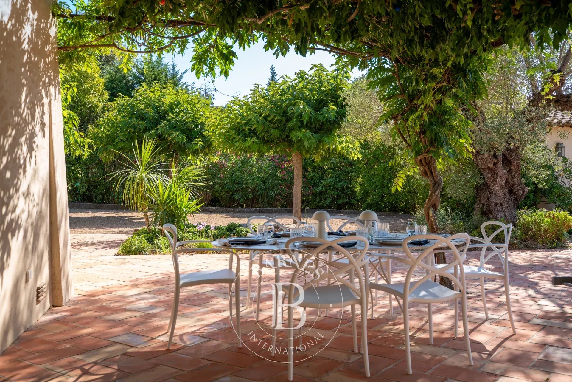 SOLE AGENT - SAINT-TROPEZ - 5 BEDROOMS HOUSE