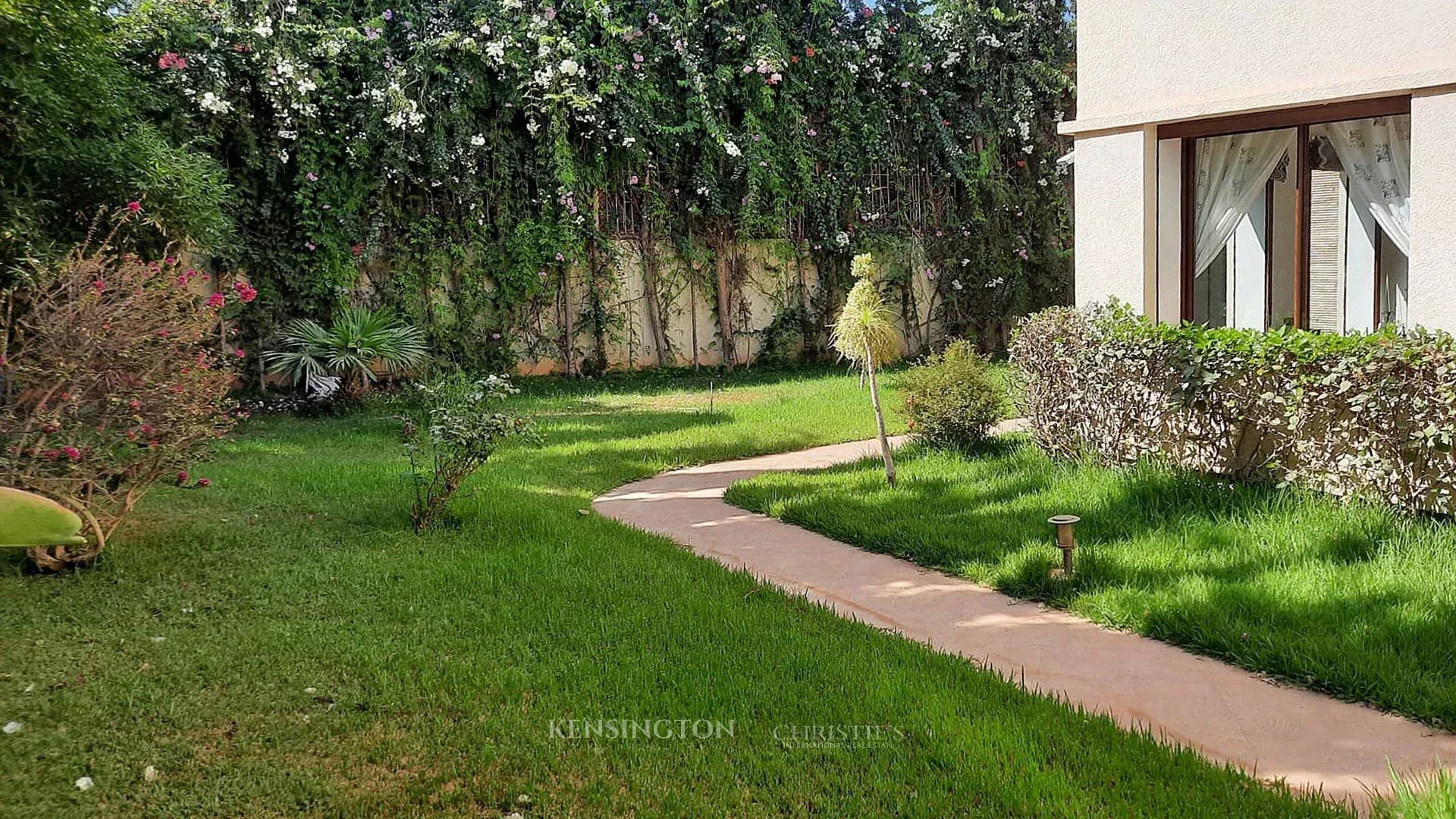 4 Bedroom Villa/Townhouse's Image 27