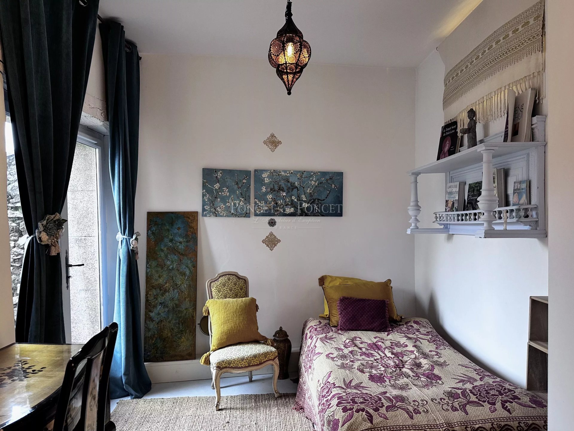 6 Bedroom Villa/Townhouse's Image 13