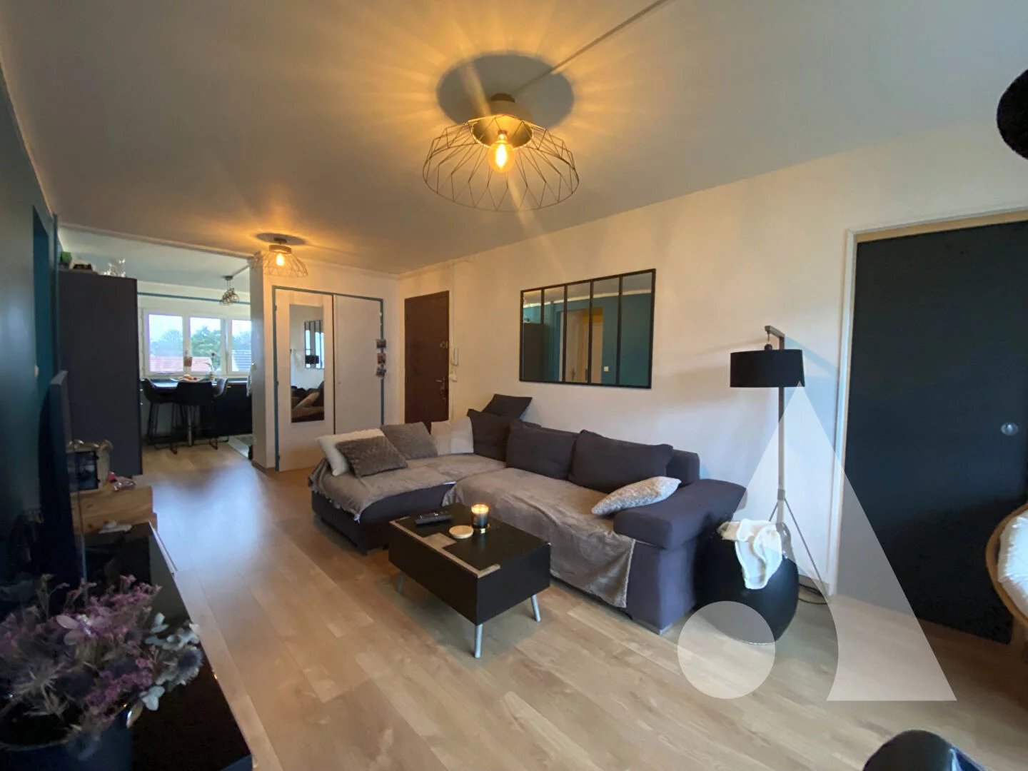 APPARTEMENT 3 CHAMBRES - BALCON - GARAGE