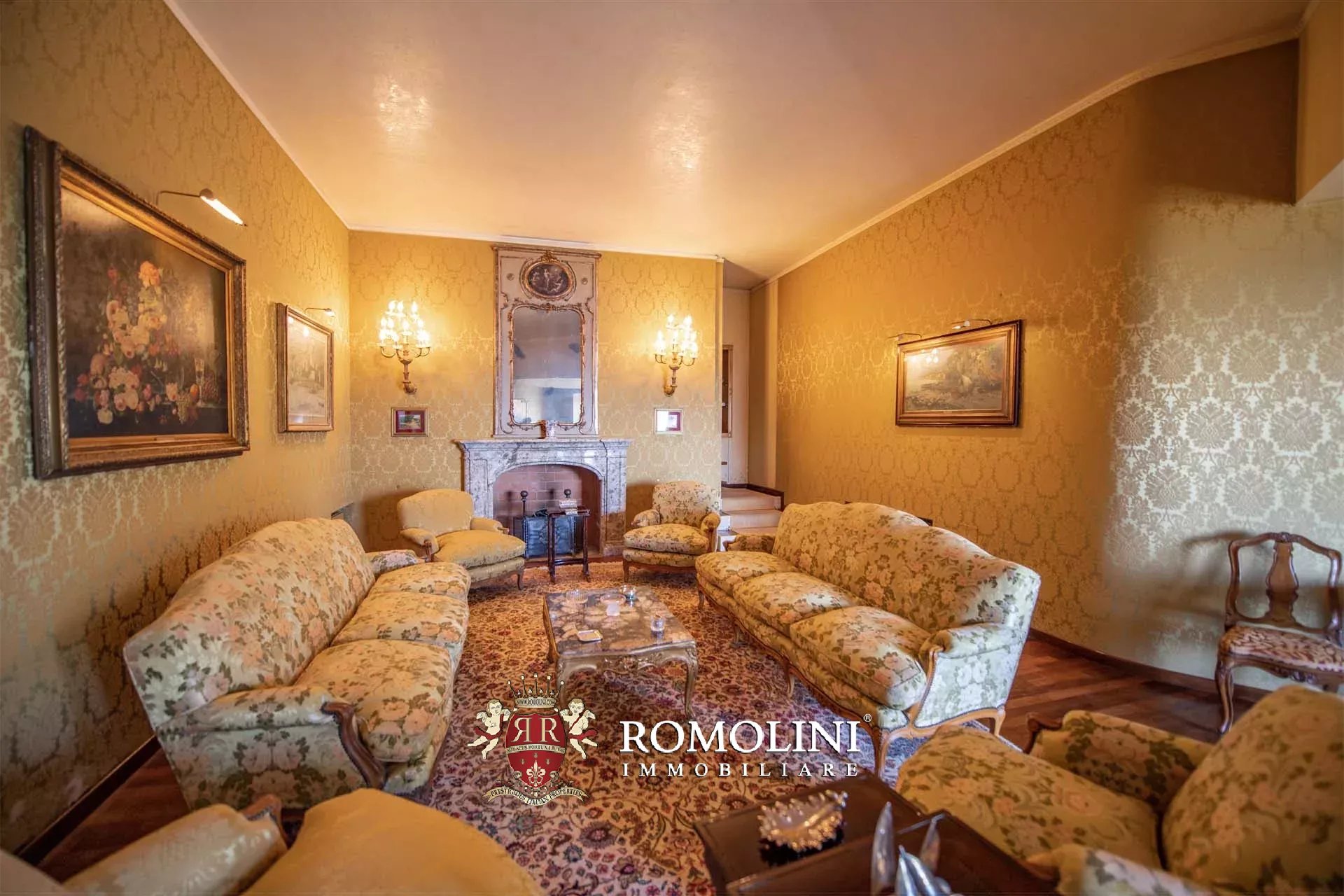 4 Bedroom Villa/Townhouse's Image 30