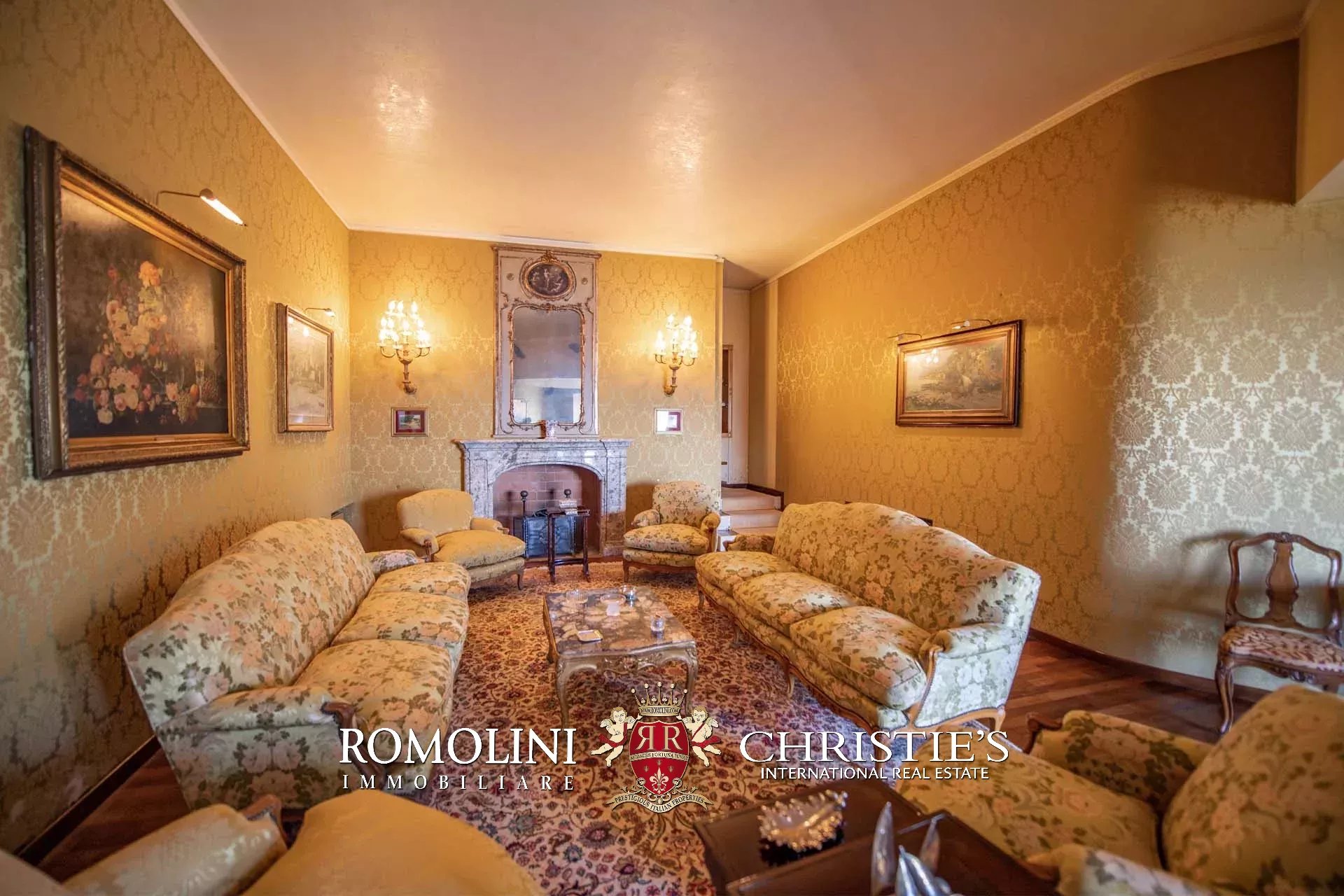 4 Bedroom Villa/Townhouse's Image 30