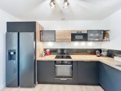 RENOVATED VILLA - DOMAINE DES HAUTS DE VAUGRENIER — photo 5 of 7