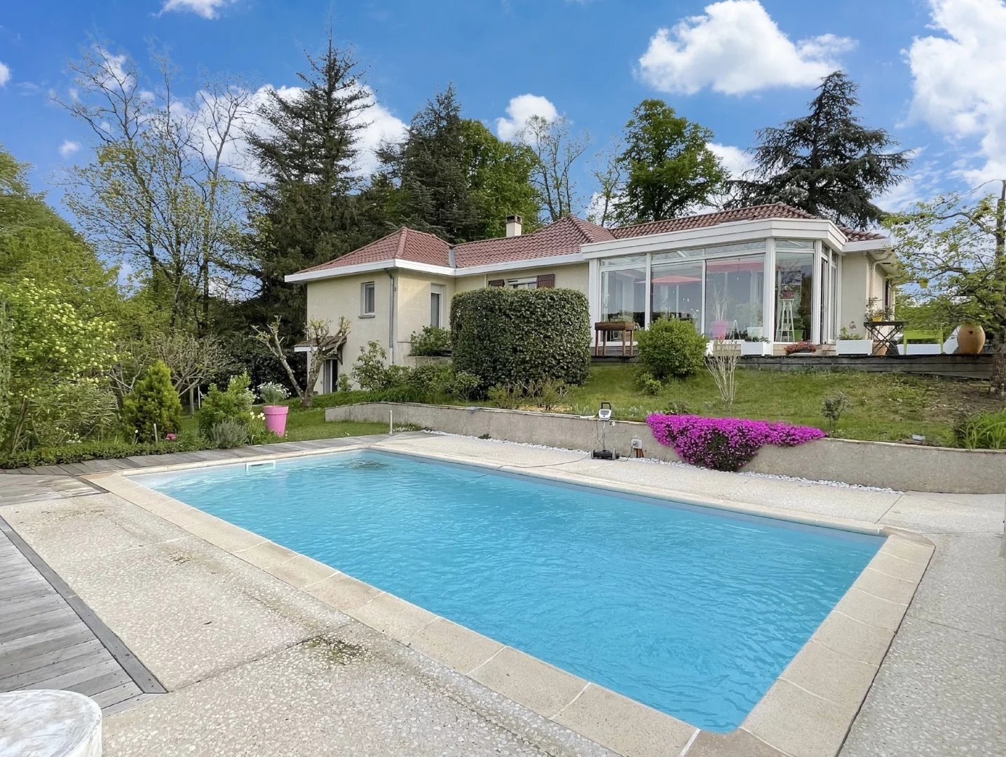 Maison 4 chambres avec piscine, Charbonnières les Bains