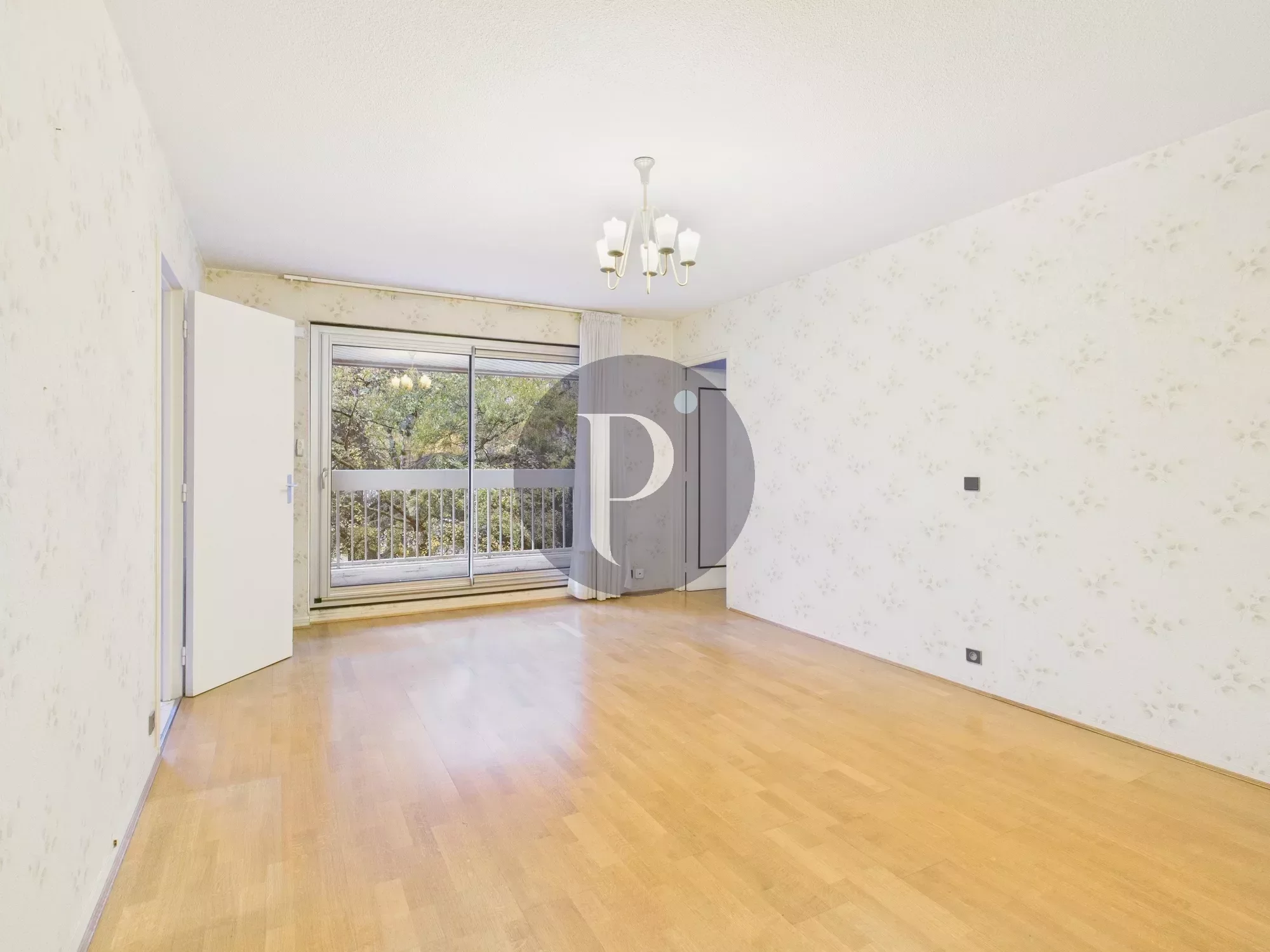 vente-appartement-4-pieces-verrieres-le-buisson-86335311