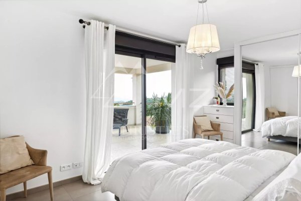 Luxury Villa Chateauneuf de Grasse | Panoramic Sea View Family Estate — photo 7