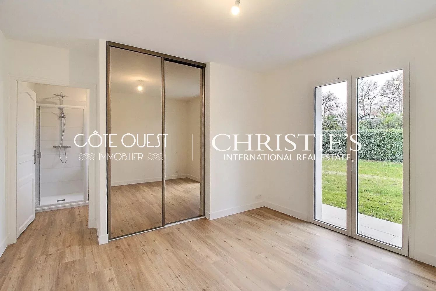 4 Bedroom Villa/Townhouse's Image 7