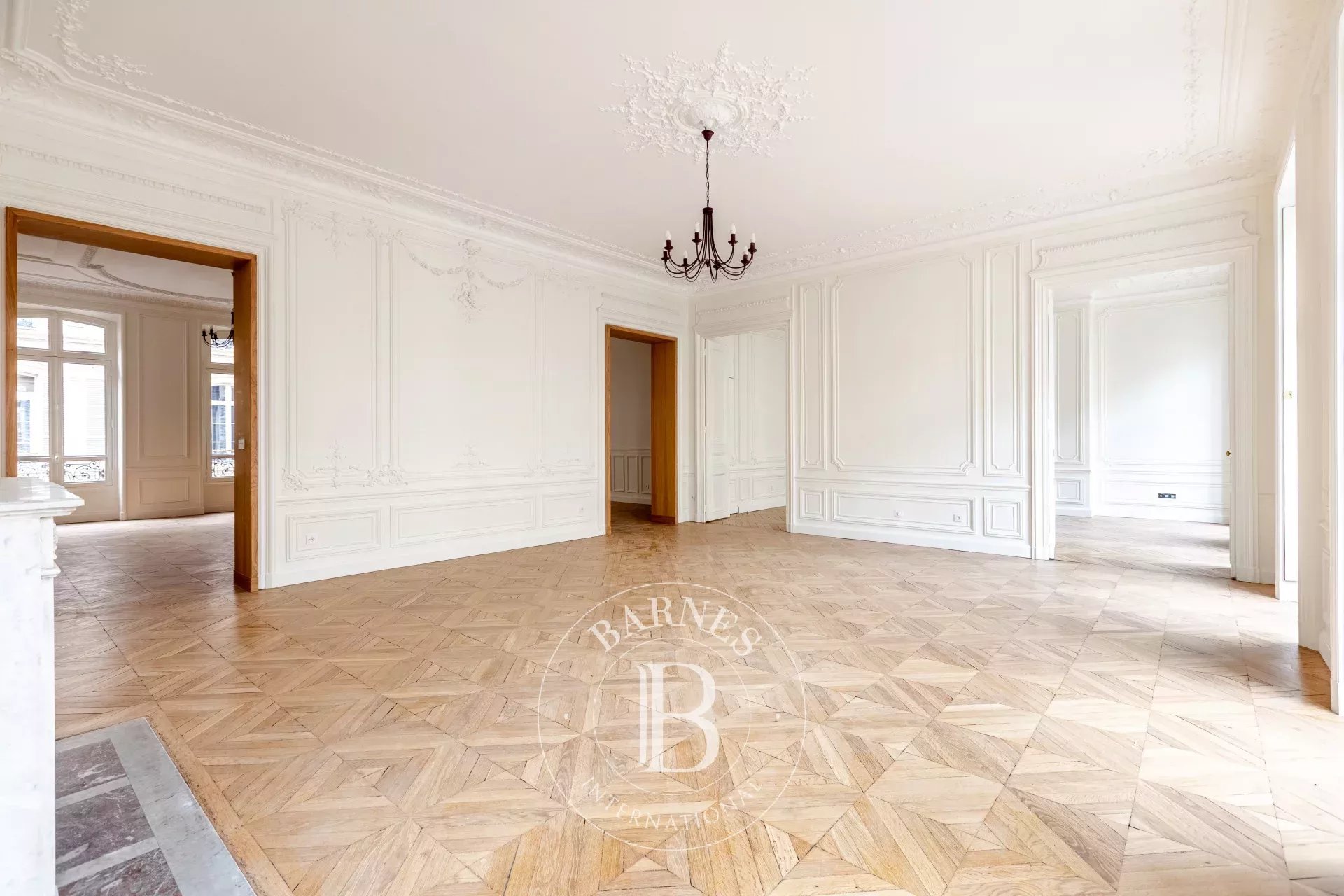 Paris  - Apartment 3 Bedrooms - picture 9