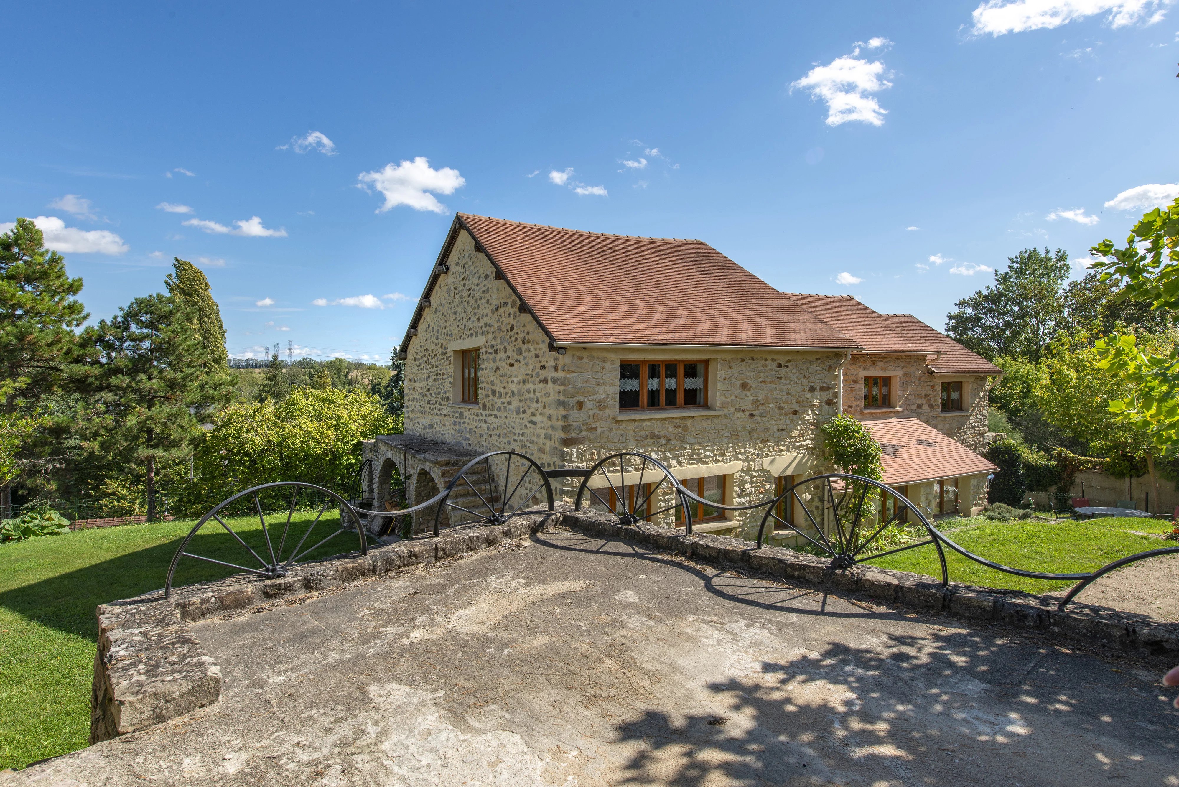 Sale Farm Moret-Loing-et-Orvanne