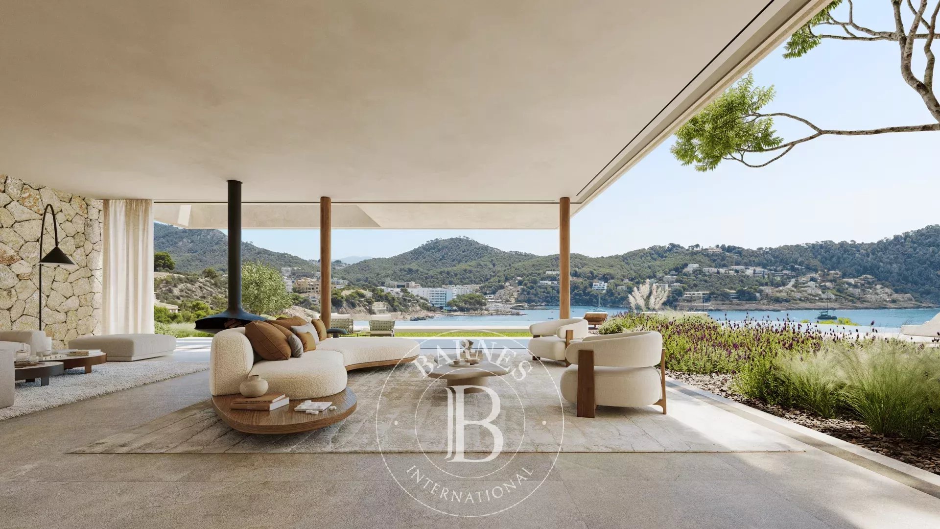 Exclusive Sea-Front Plot with Approved Building License & Private Marina Access in Camp de Mar - 4/14