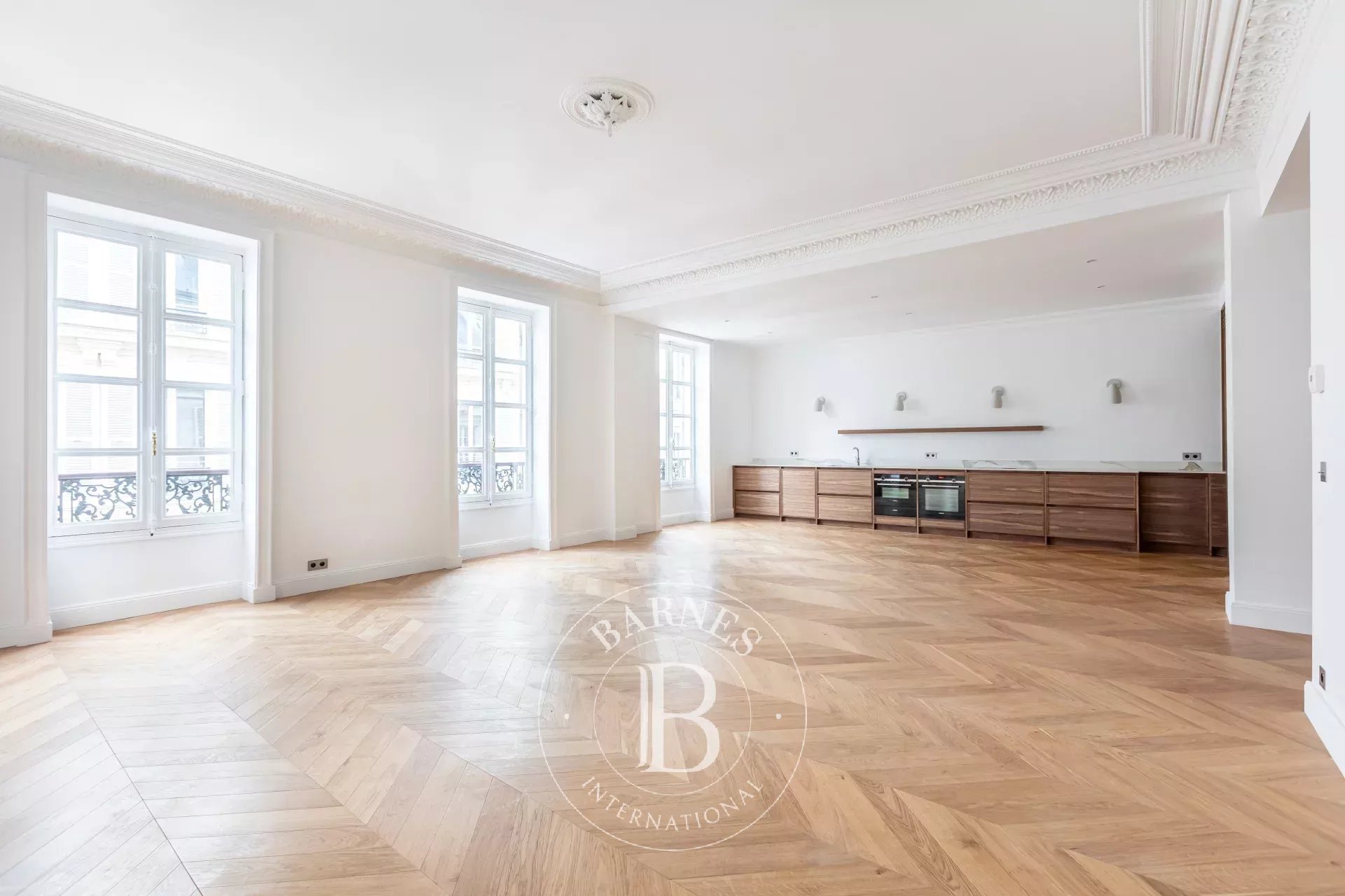 Daire Paris 8ème - picture 4