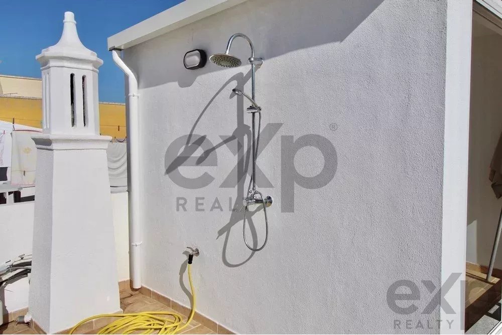 "Elegant Coastal Villa in Fuseta: Your Dream Home" 85949001 image 13