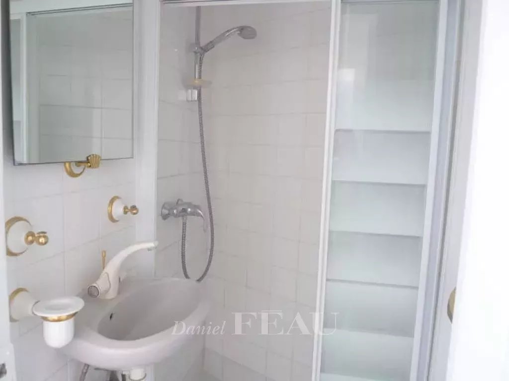 Rental Apartment Paris 16th
