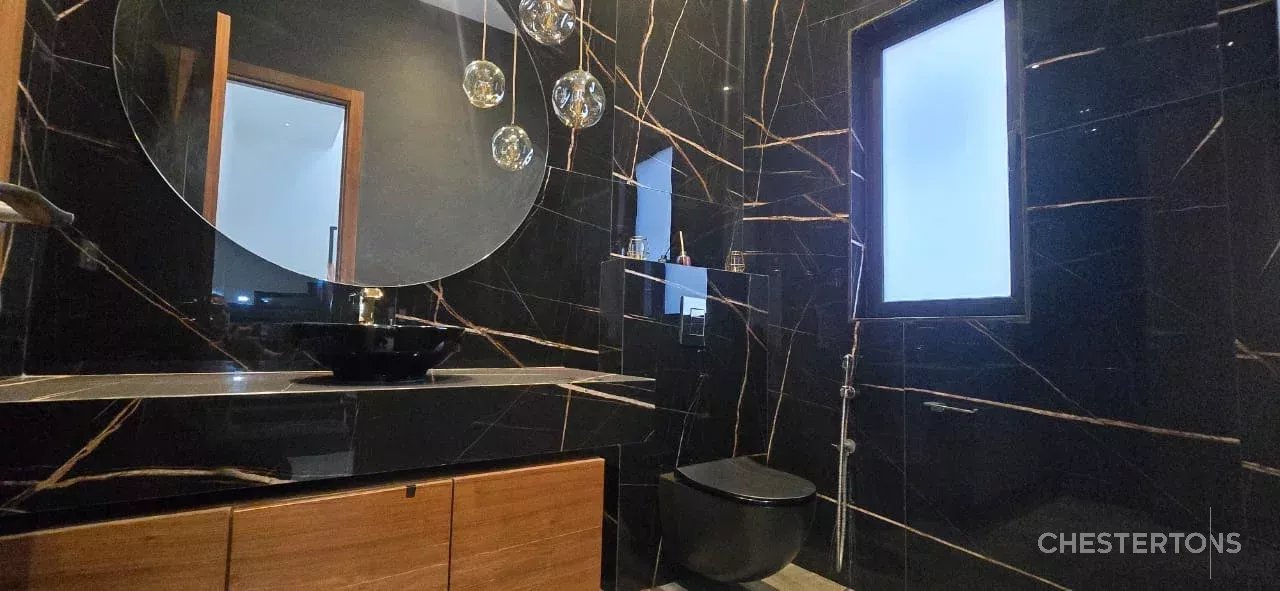 Image of Villa - 5 Bedrooms for Sale in Marrakech-Ménara-Marrakech-Morocco, Image 25