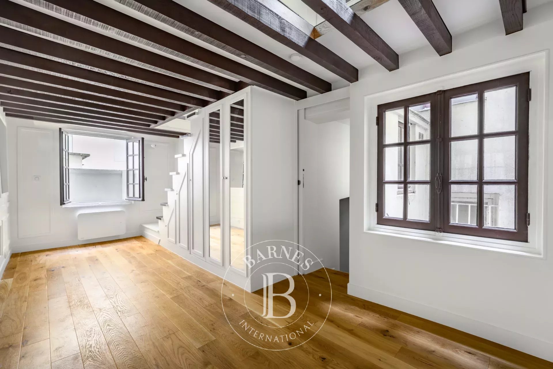 Daire Paris 3ème - picture 7