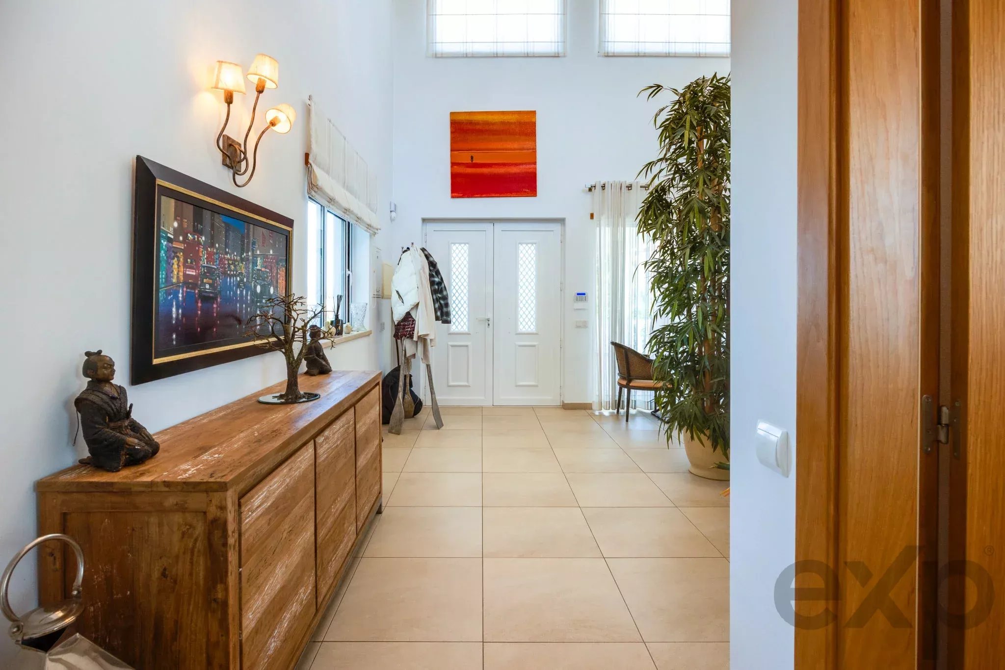 5-Bed American-Style Family Villa with Pool, Between Lagos and Praia da Luz 87053335 image 15