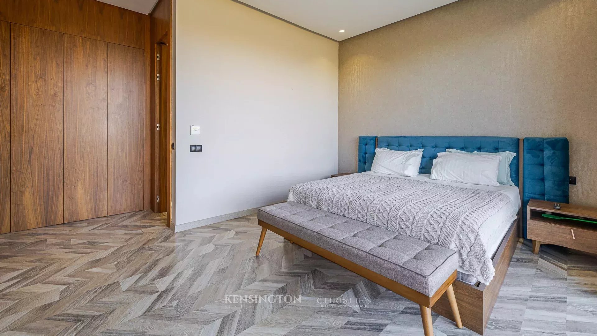 5 Bedroom Villa/Townhouse's Image 14