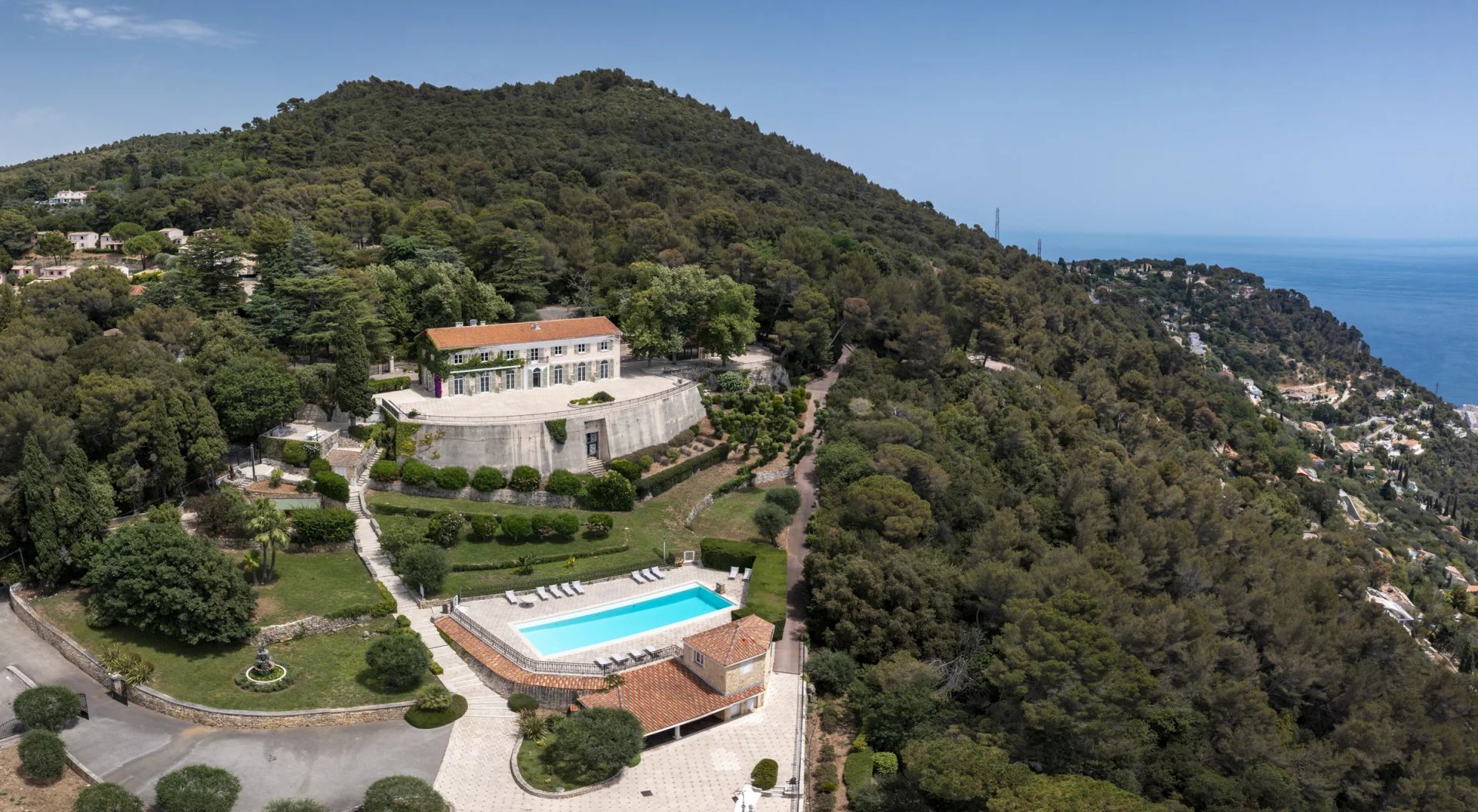 Qlistings - - Villa - Alpes-Maritimes - For Sale - 10727 Property Image