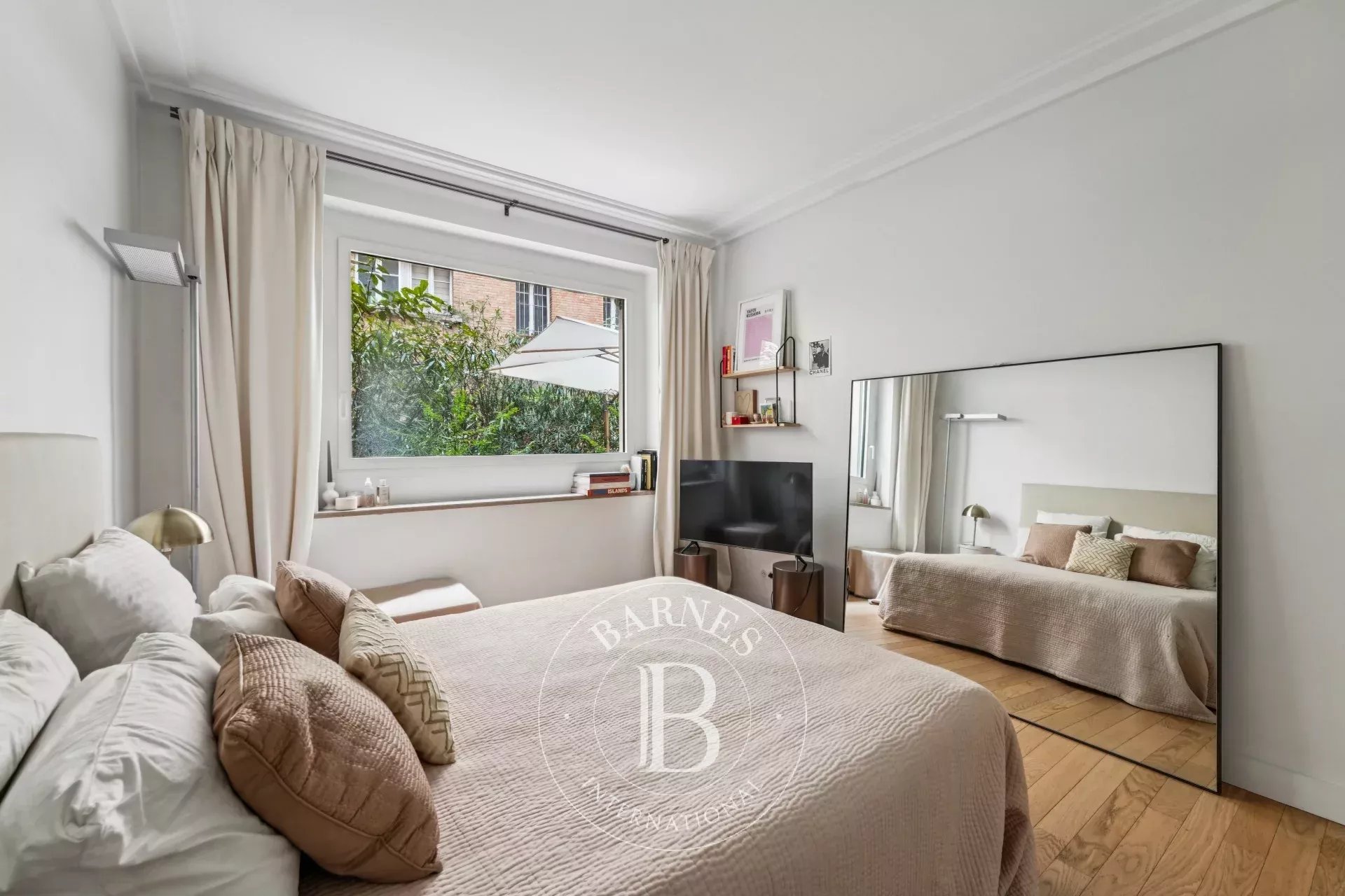 Daire Paris 7ème - picture 10