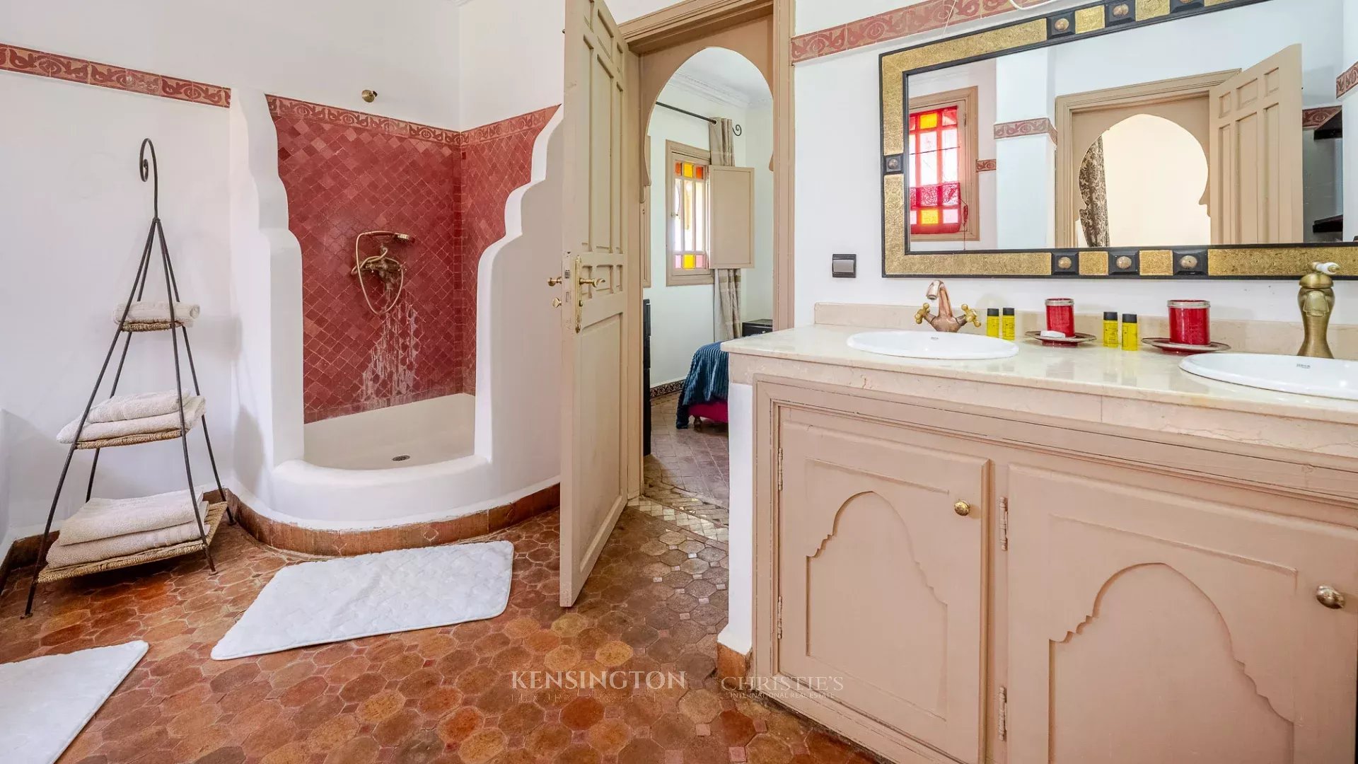4 Bedroom Villa/Townhouse's Image 26