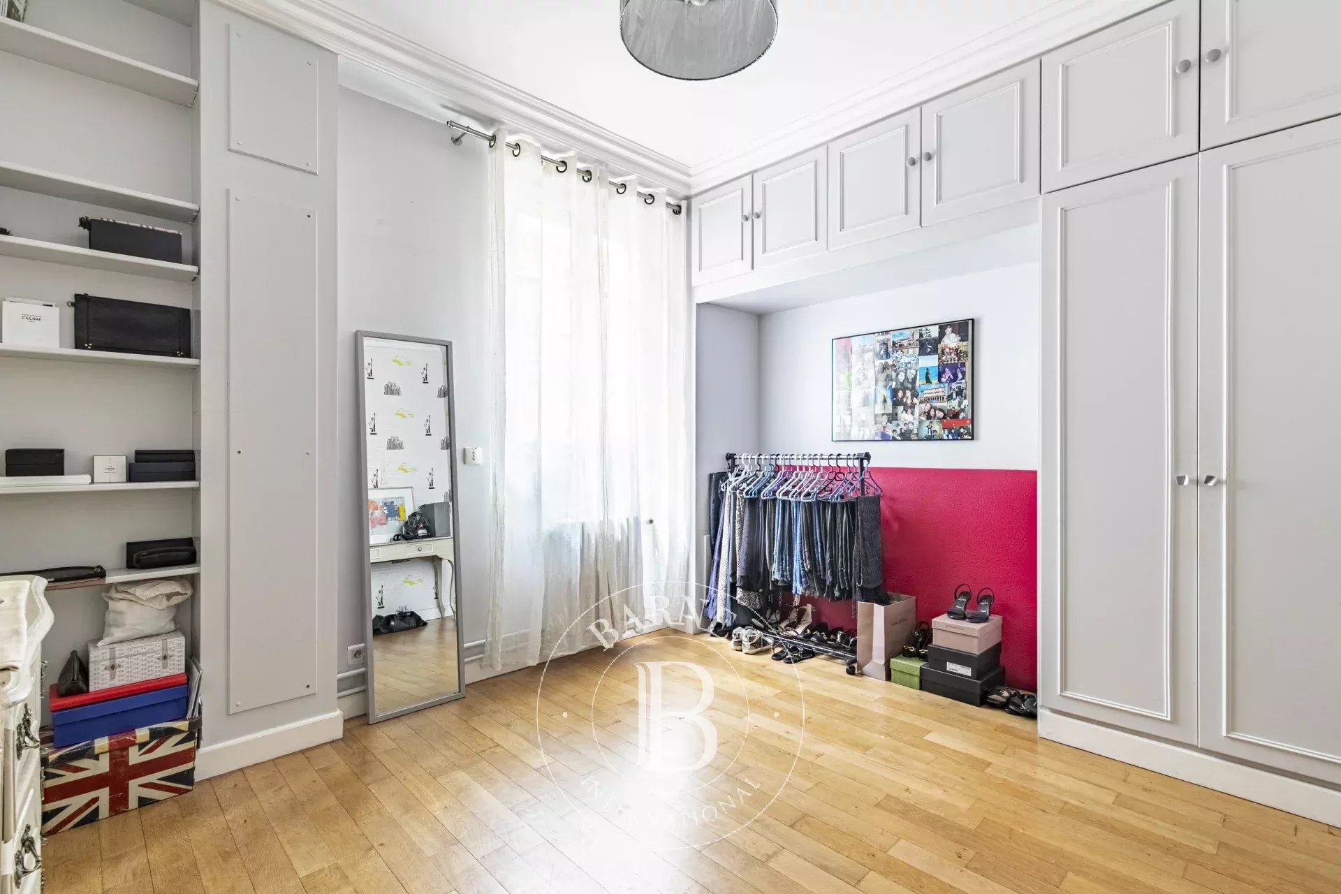 Paris  - Appartement 6 Pi&egrave;ces 4 Chambres - picture 8