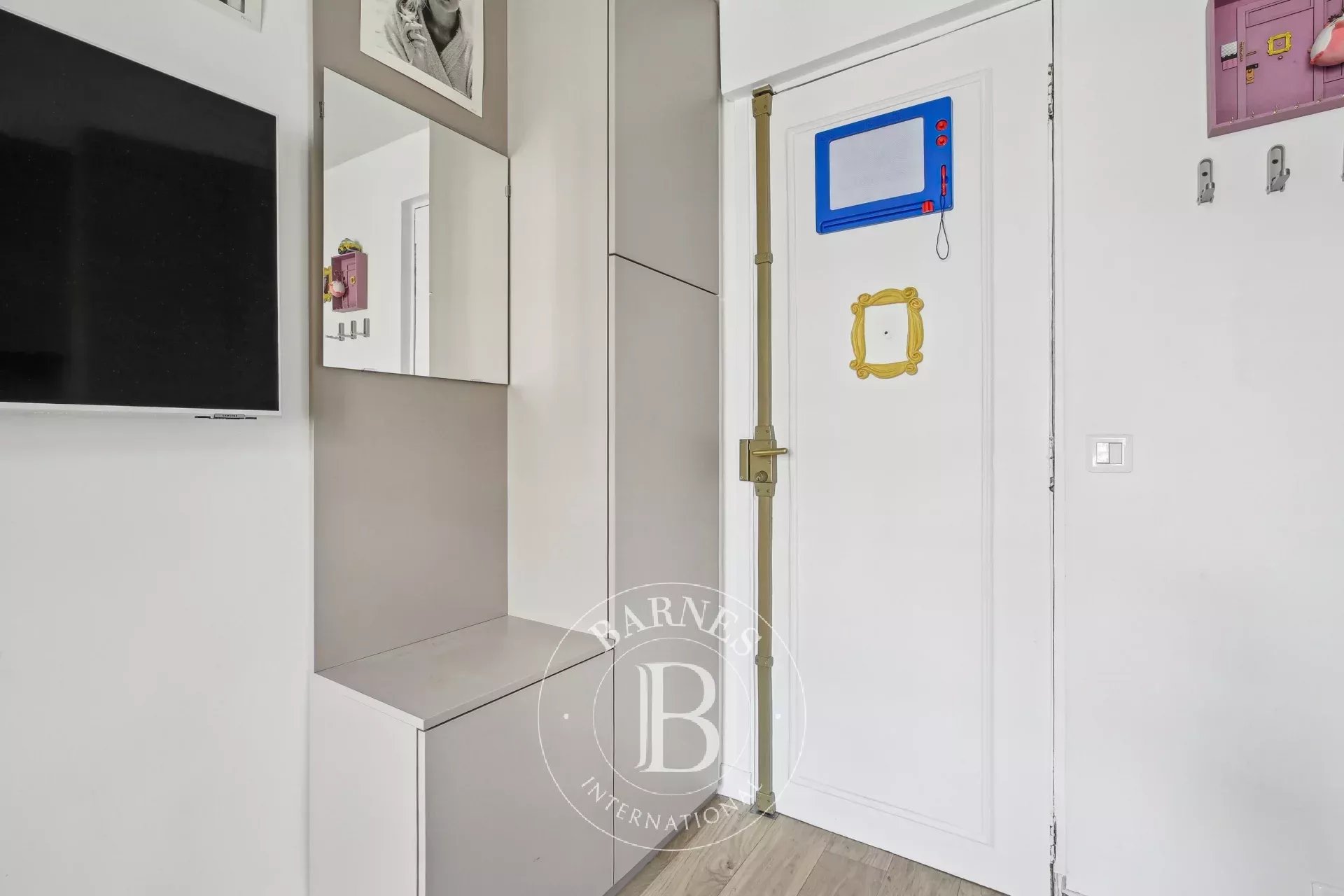 Daire Paris 10ème - picture 7