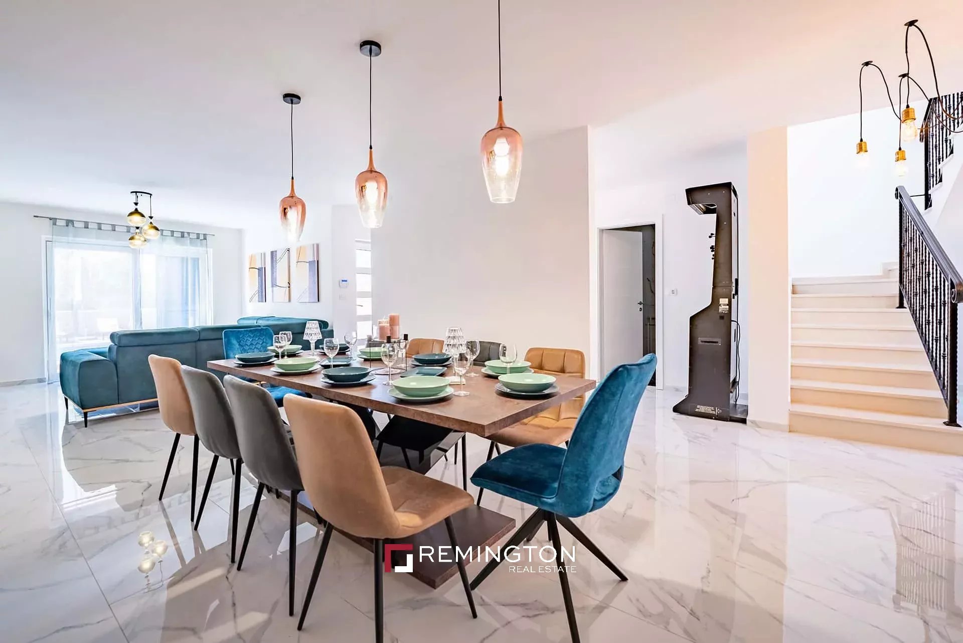 4 Bedroom Villa/Townhouse's Image 4