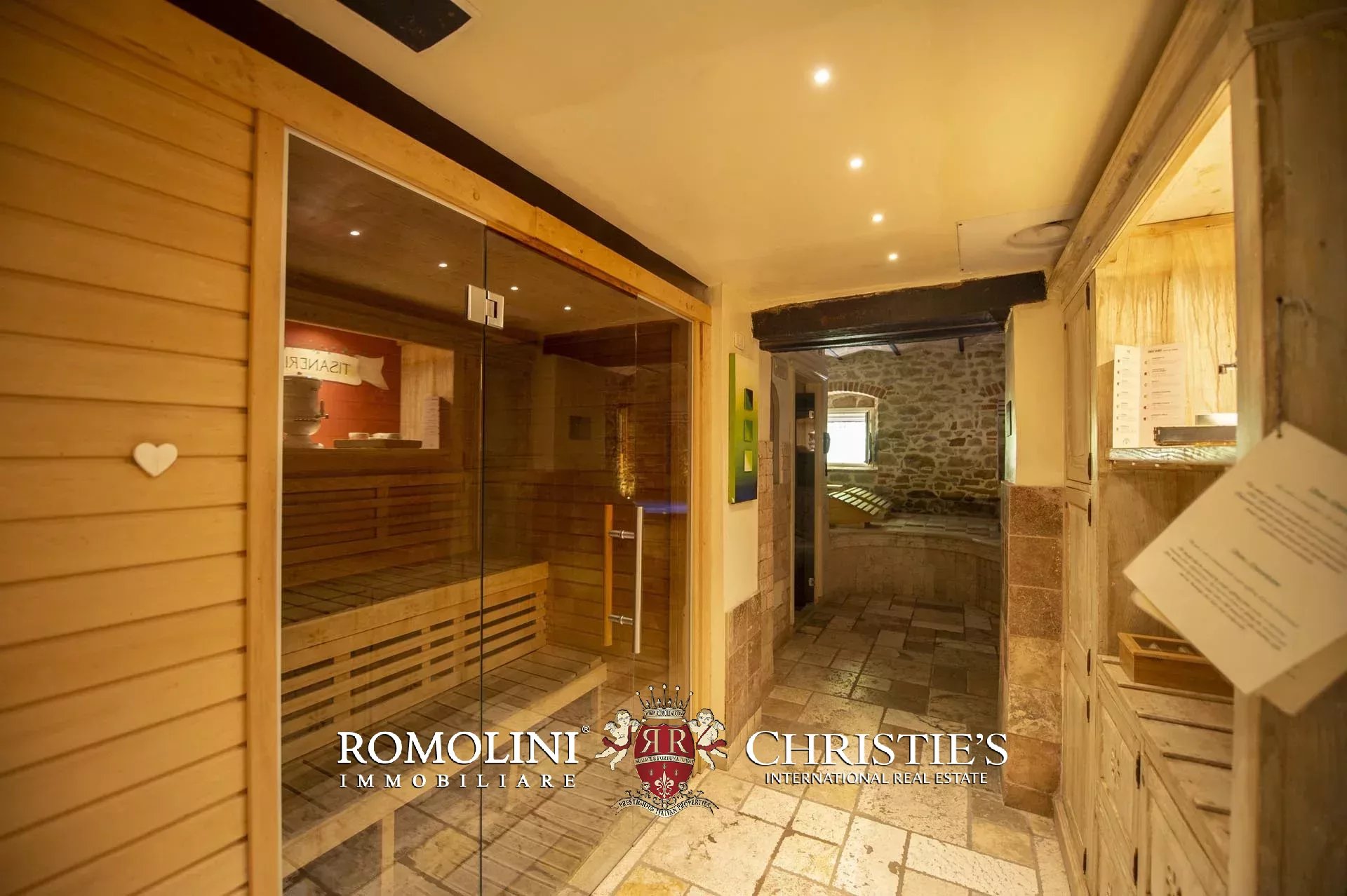 12 Bedroom Villa/Townhouse's Image 48