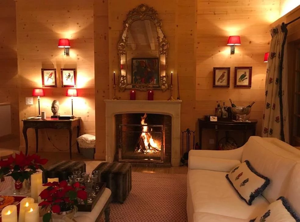 Chalet familial luxueux à proximité des pistes de Schoenried et Saanenmoeser