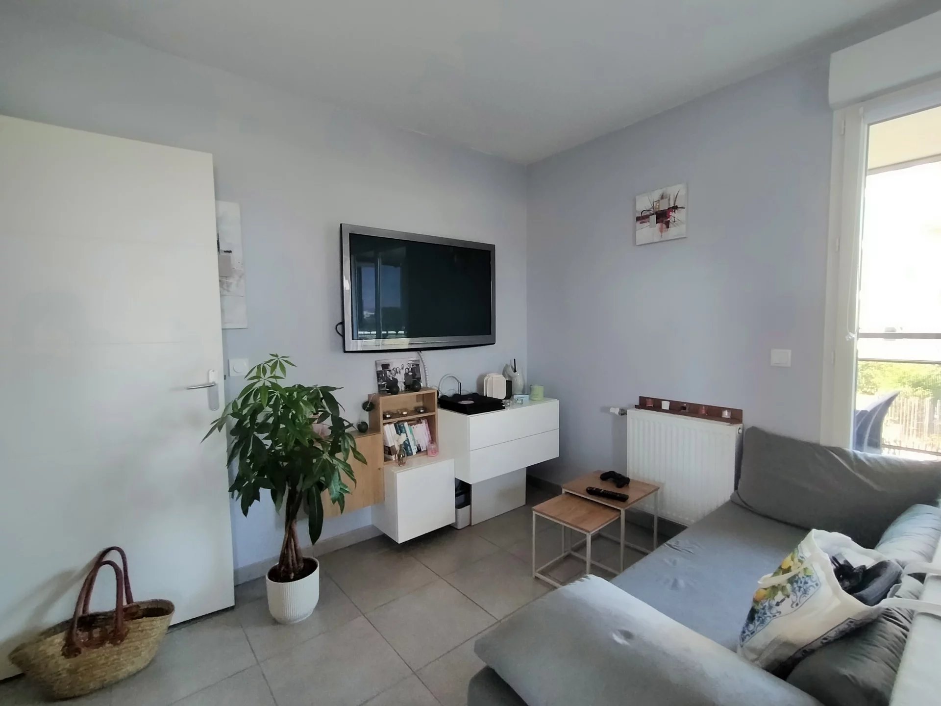 84811766 Location Meyzieu