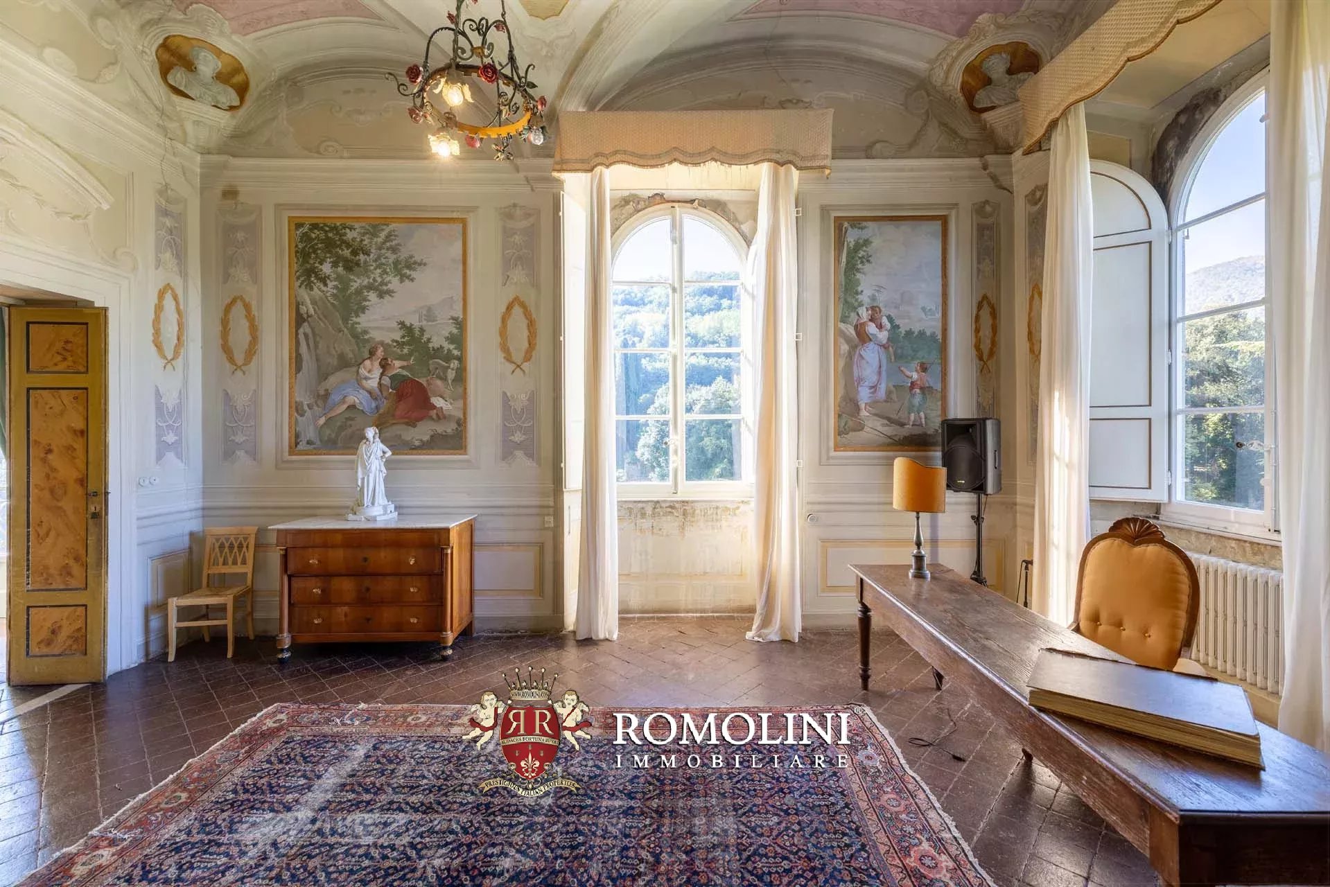 14 Bedroom Villa/Townhouse's Image 28