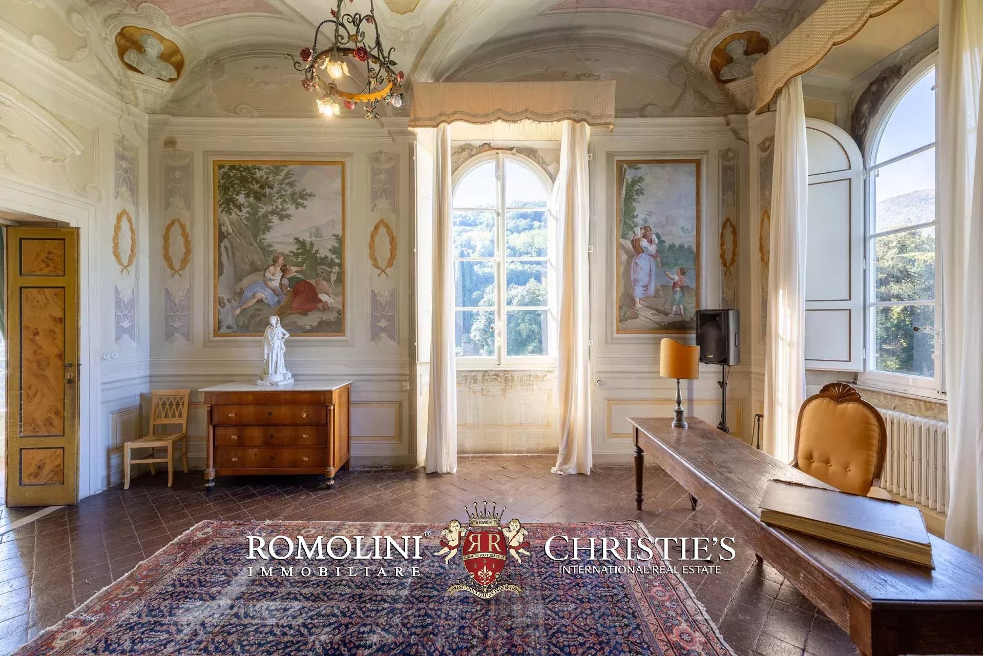 14 Bedroom Villa/Townhouse's Image 28