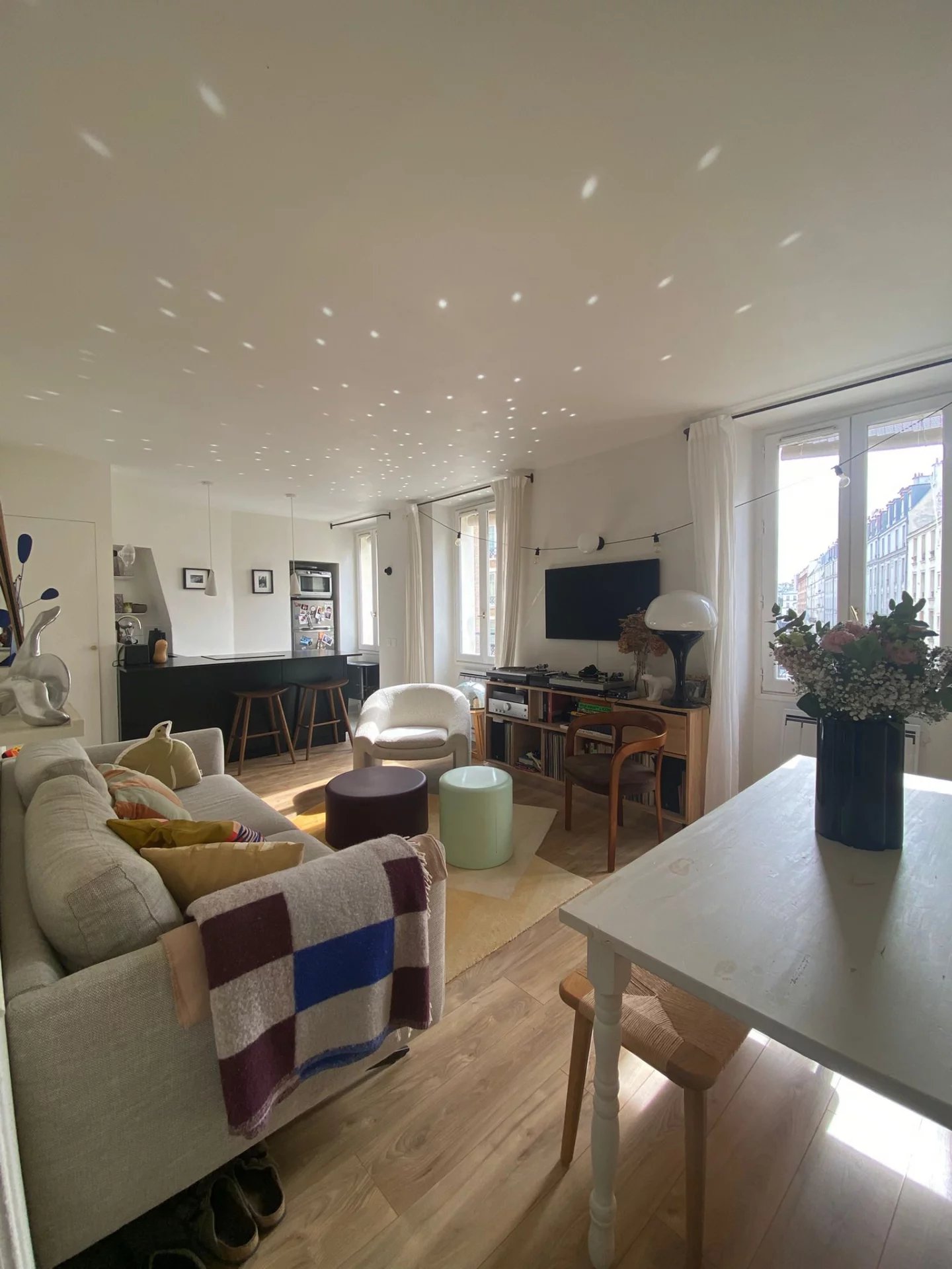 Rental Apartment Paris 11th Folie-Méricourt