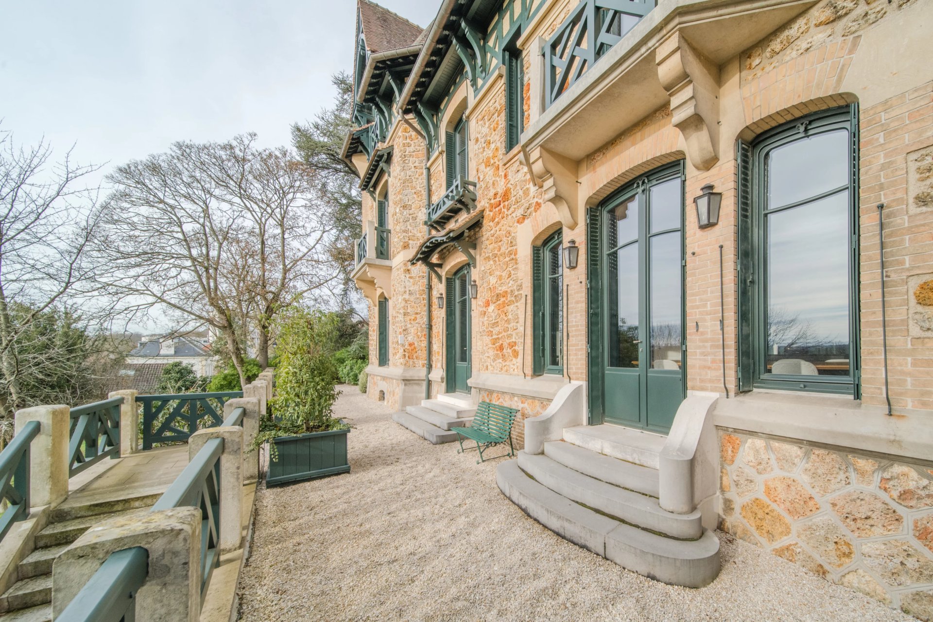 6 Bedroom Villa/Townhouse's Image 13
