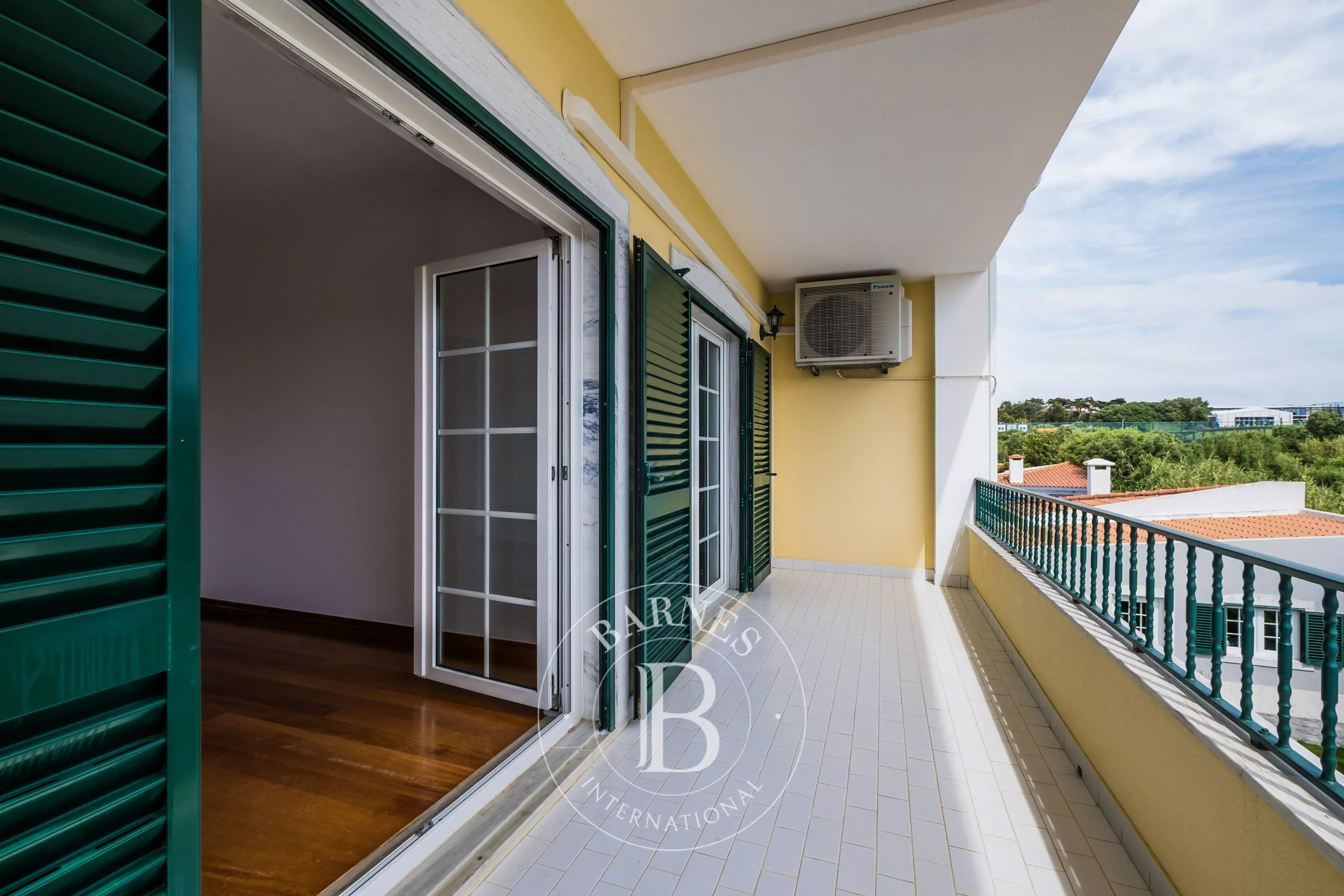 4+2 bedroom semi-detached villa in Cobre, Cascais