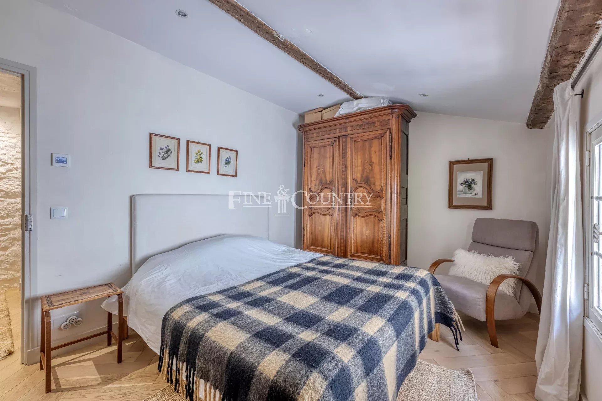 Photo of For Sale Stone property in Cabris