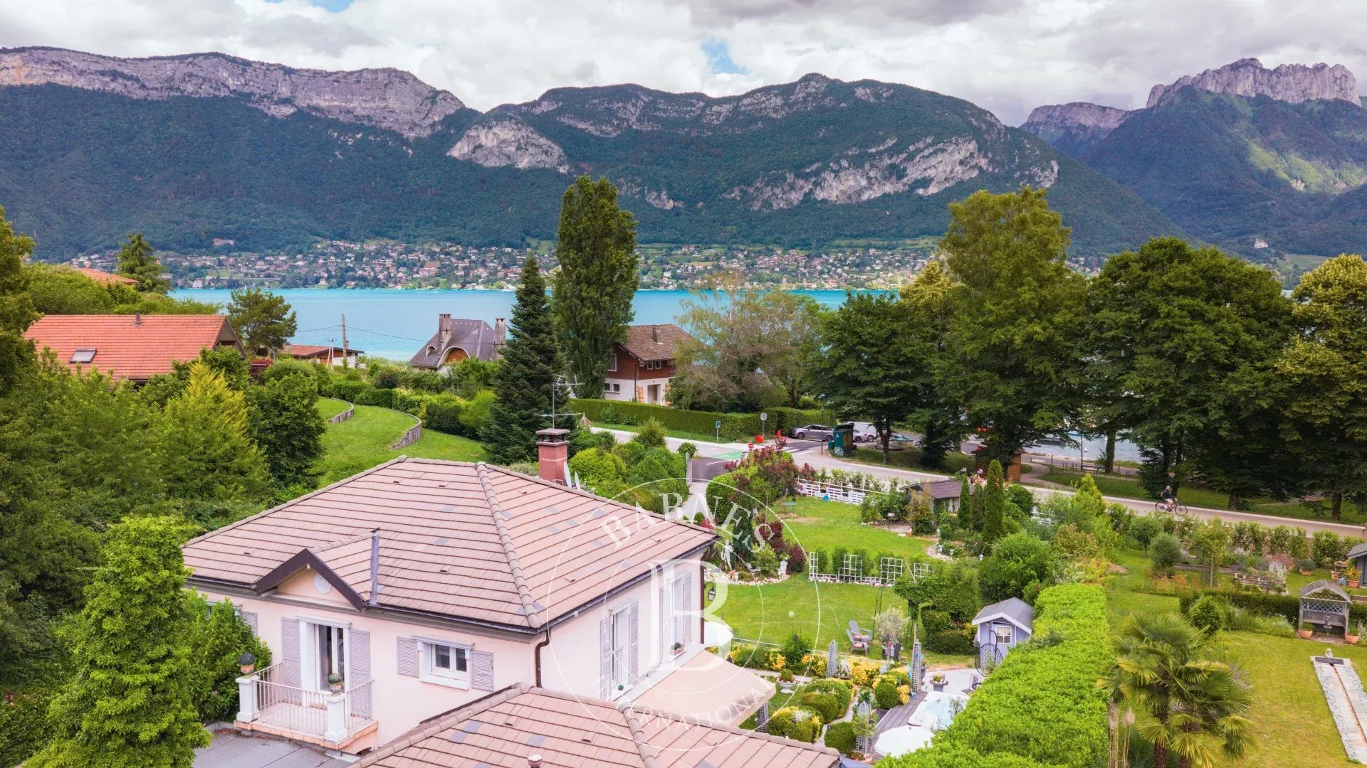 Villa Sevrier  -  ref 87100440 (picture 1)
