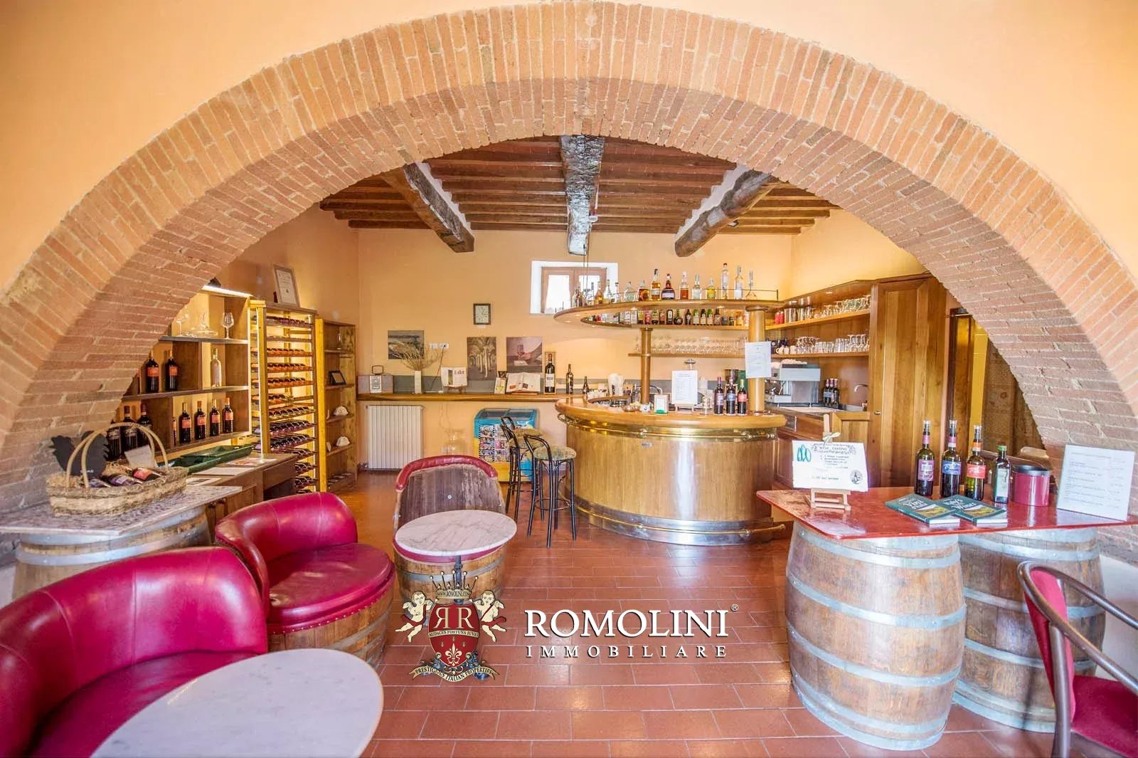 53 Bedroom Vineyard's Image 40