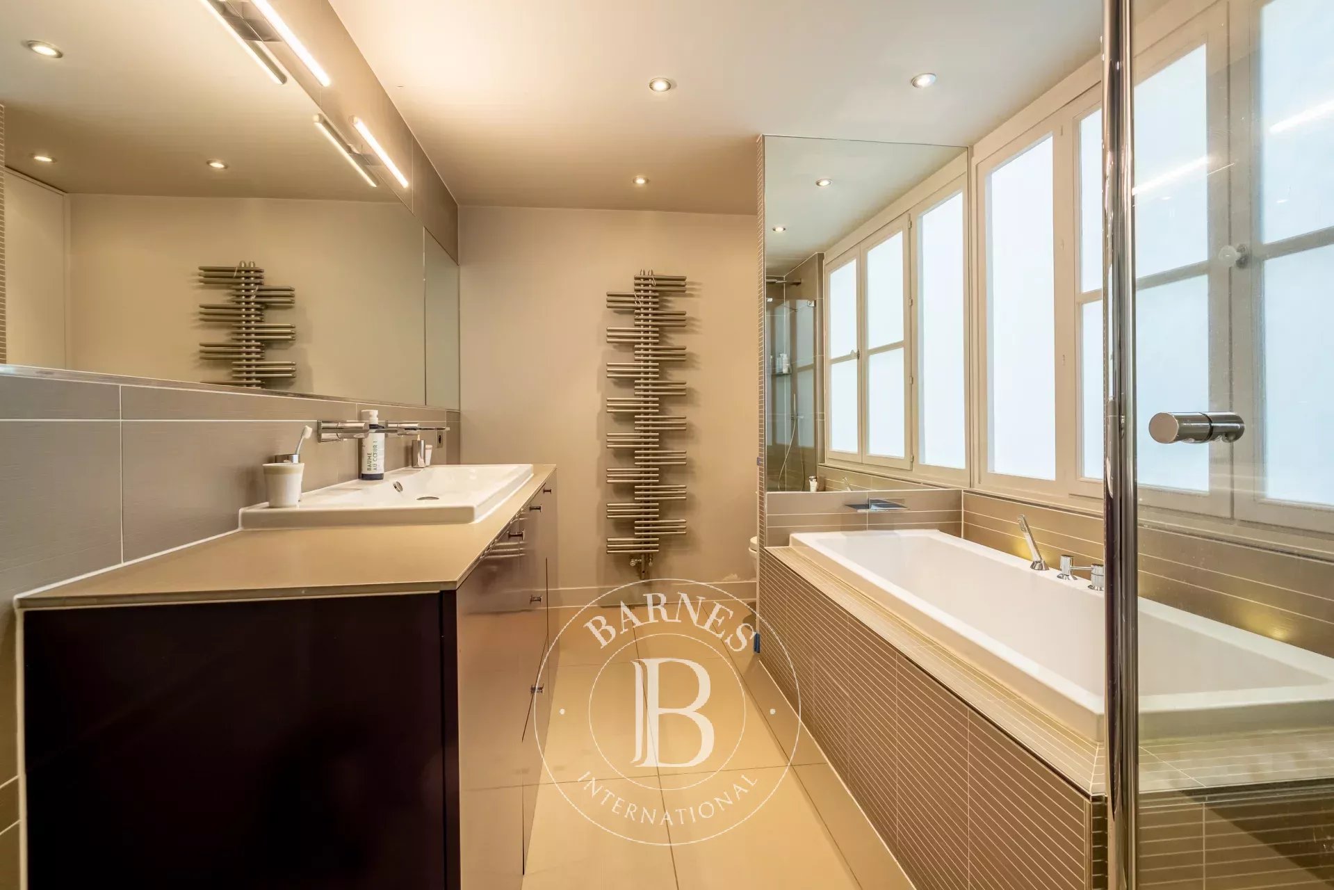 Daire Paris 7ème - picture 9