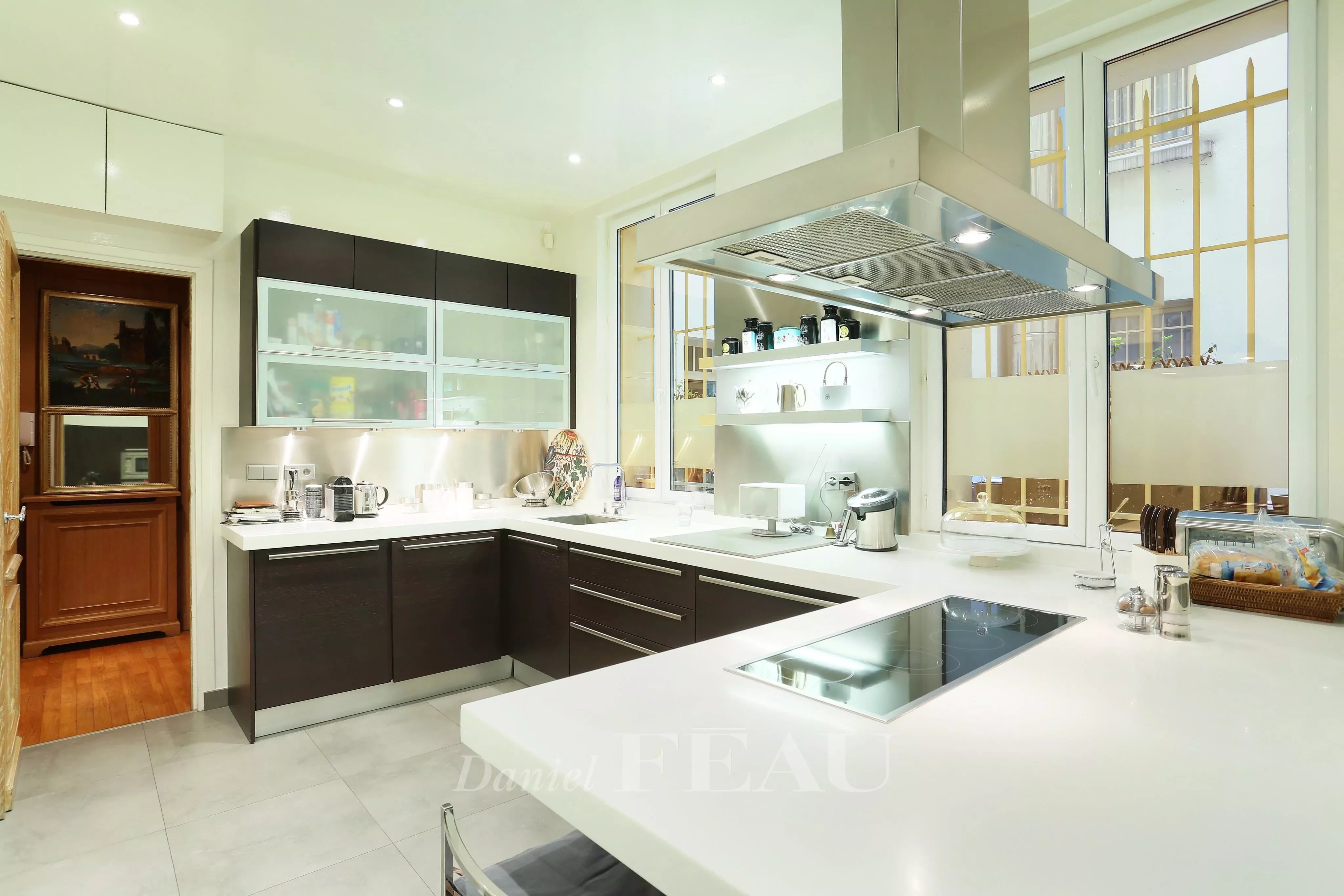 Rental Apartment Neuilly-sur-Seine