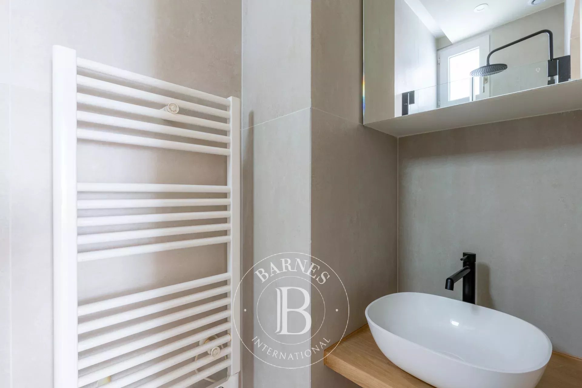 Daire Paris 3ème - picture 9